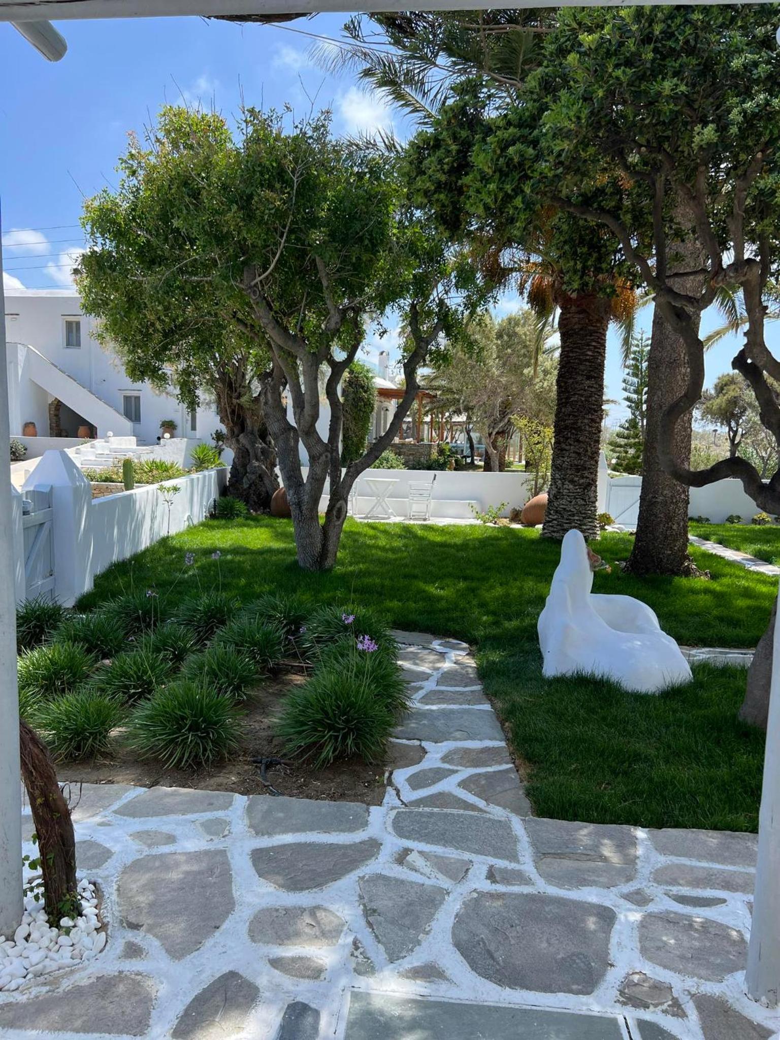 Flisvos Beach Garden