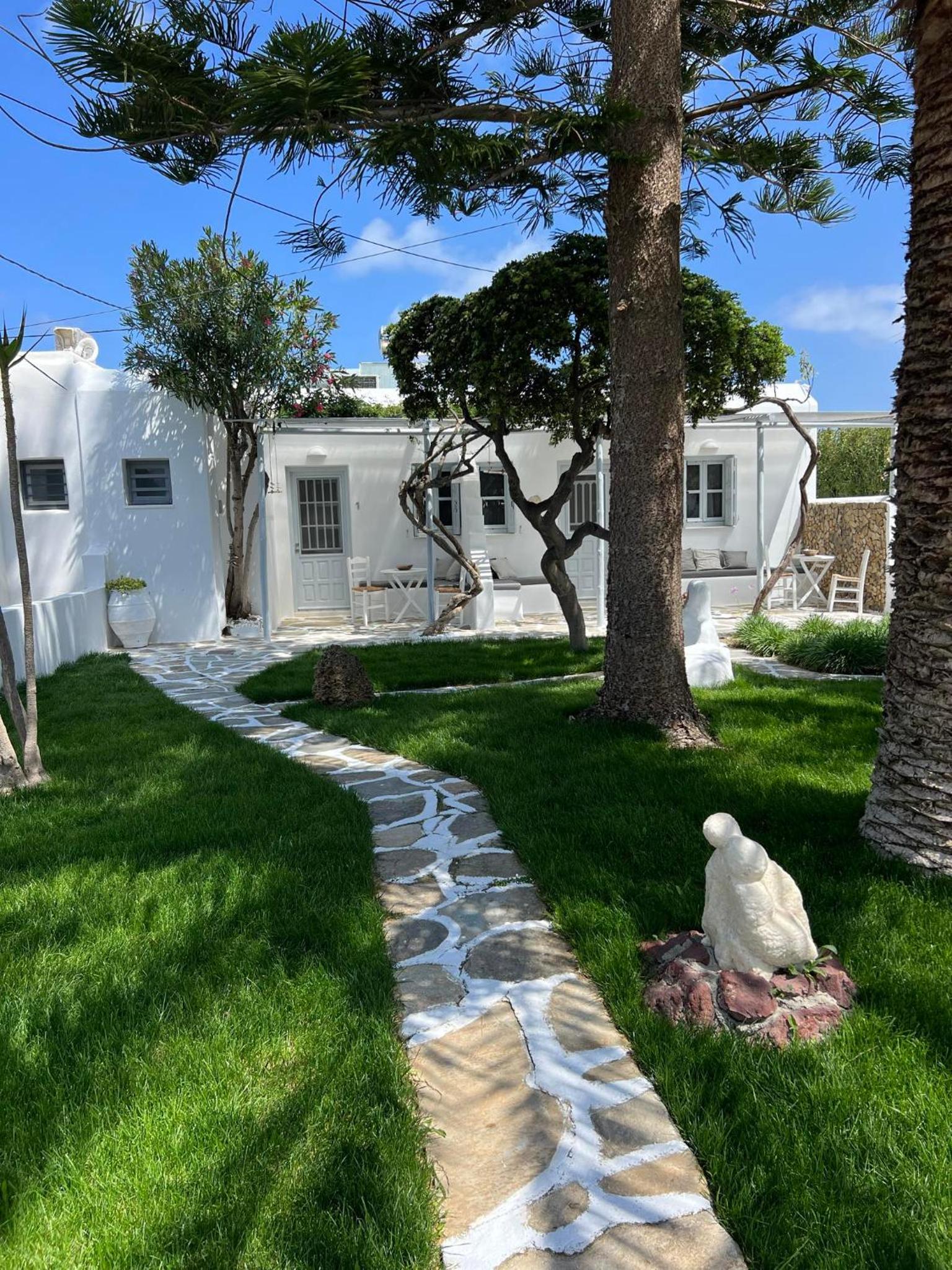 Flisvos Beach Garden