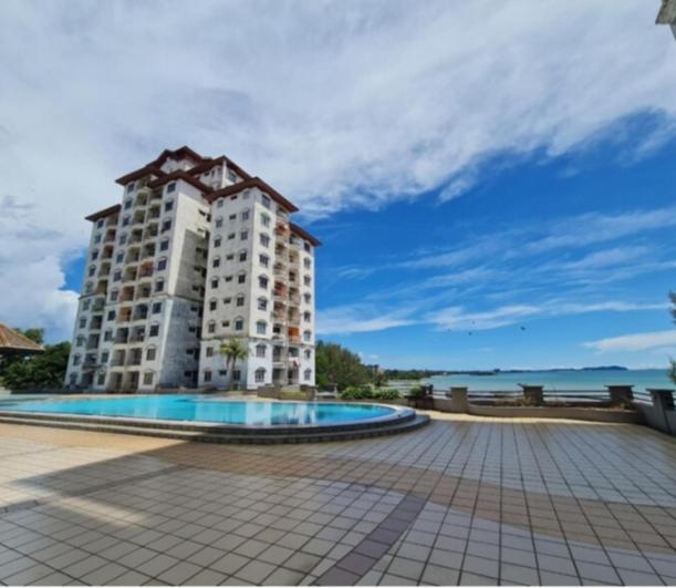 Sunshine Bay Resort by NG photo 8