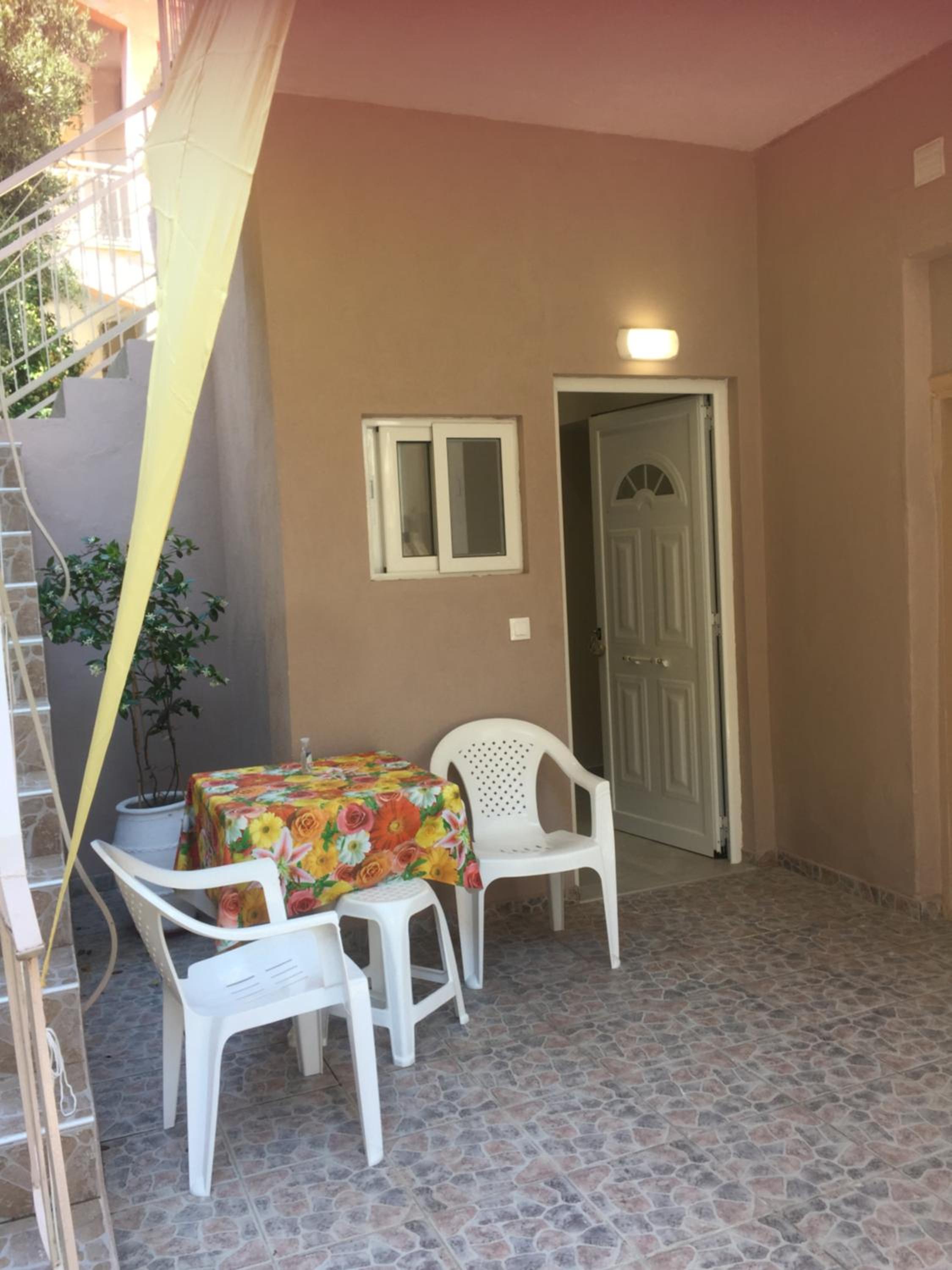 Photo 18