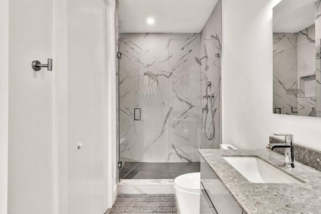 Modern Chic Fort Lauderdale Apartment Near FLL & Beach view 5