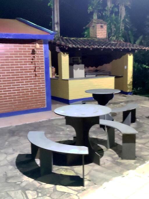 Casa chalet, Centro, vaga 2 carros, alto padrão