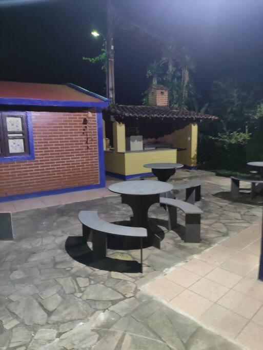 Casa chalet, Centro, vaga 2 carros, alto padrão