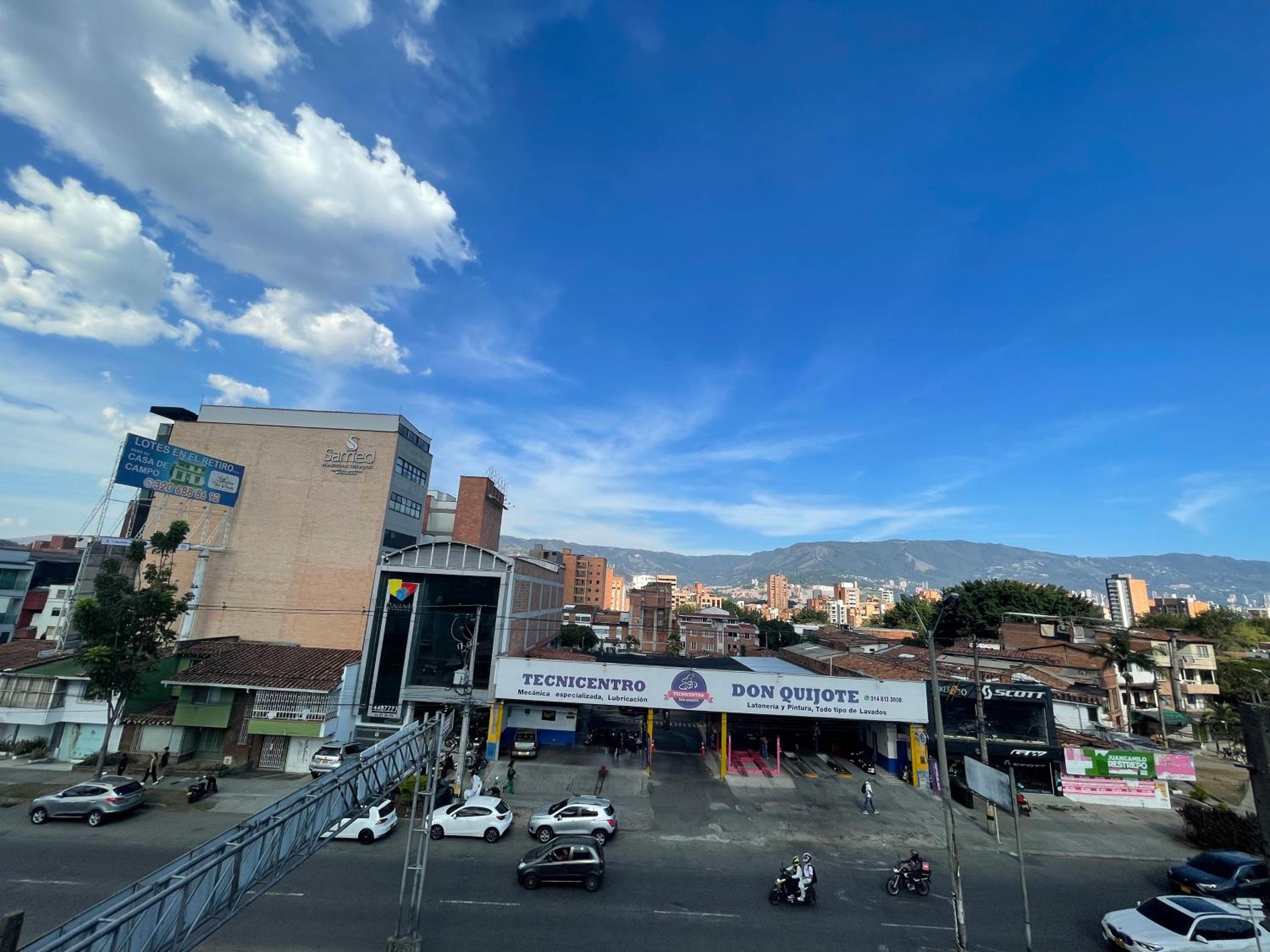 Apartamento cómodo en laureles, grande , céntrico , bien ubicado Apto303