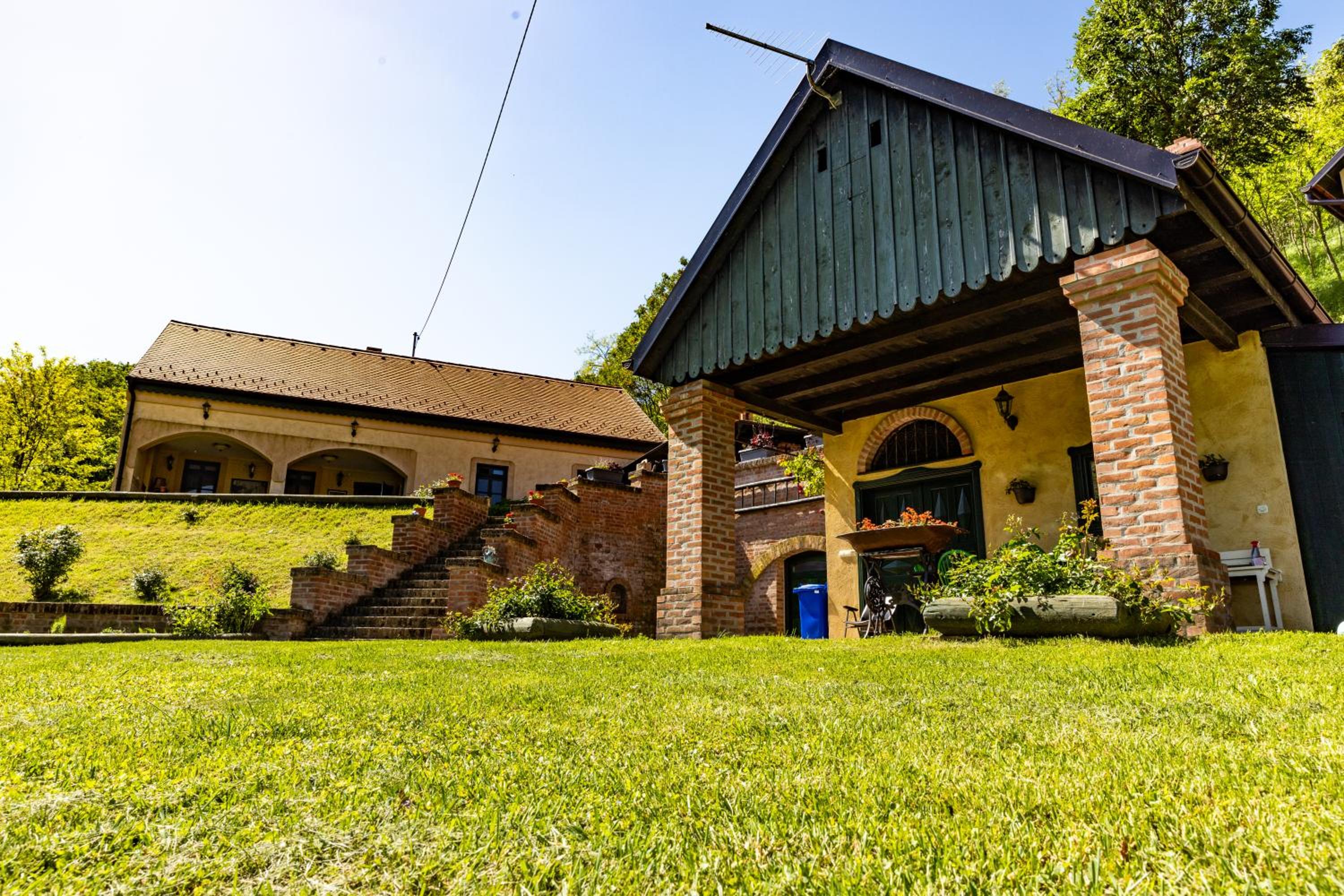 Ladanjska kuća Lanište view 4