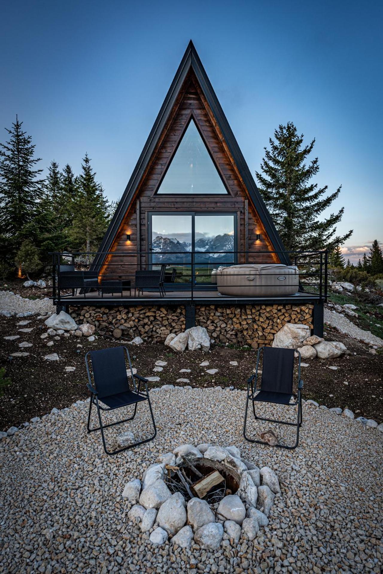 PeaksView Chalets photo 3
