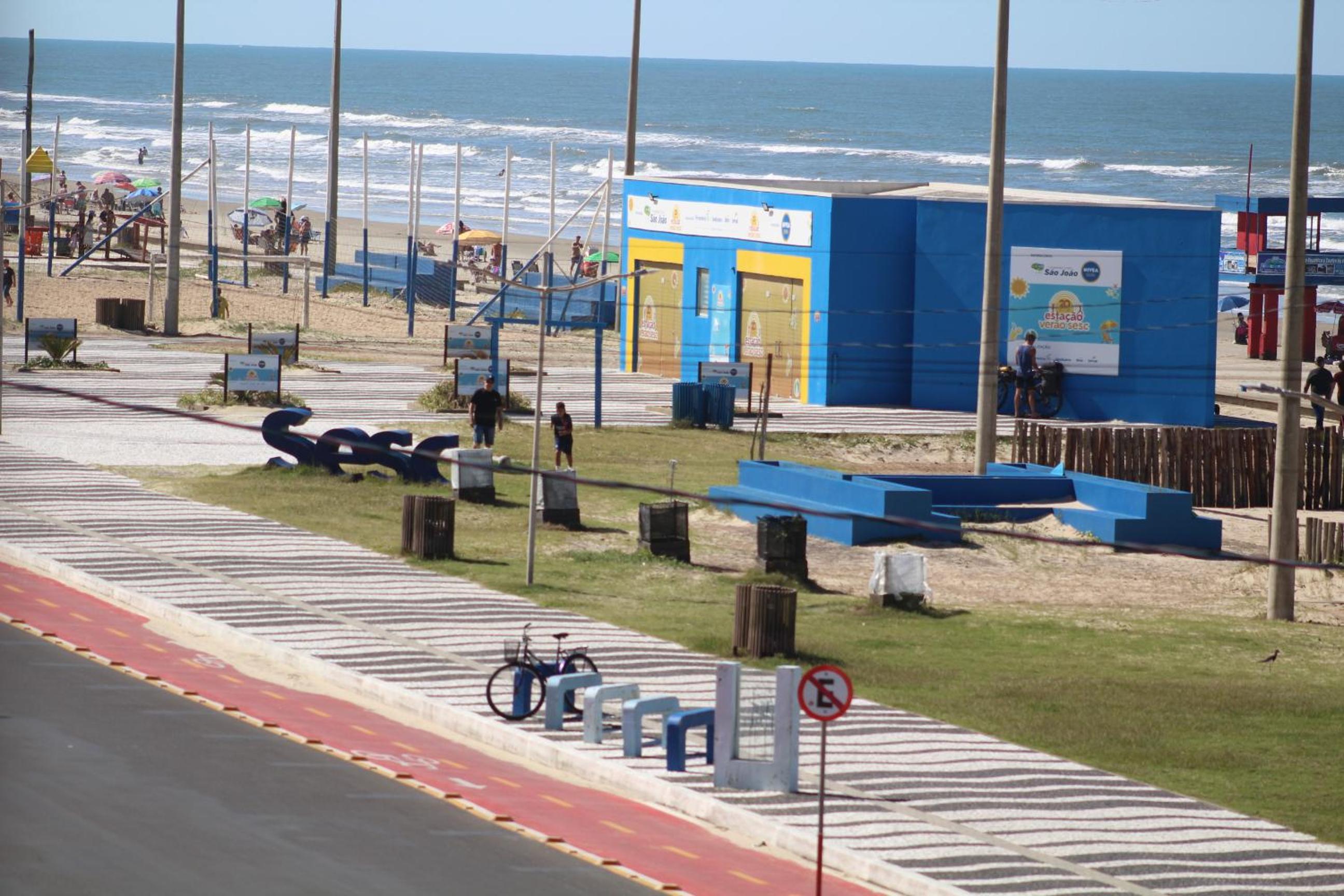 Apartamento Vista para Beira-Mar e Calçadão centro de Tramandaí