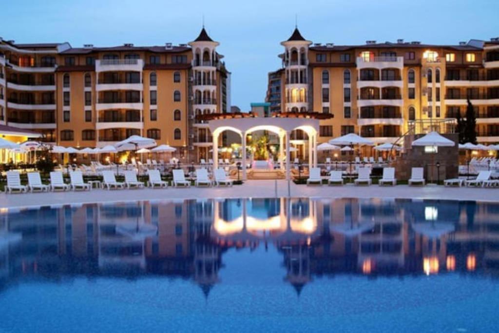 Apartment Lilou - 3 pools, SPA, gym, playgrounds