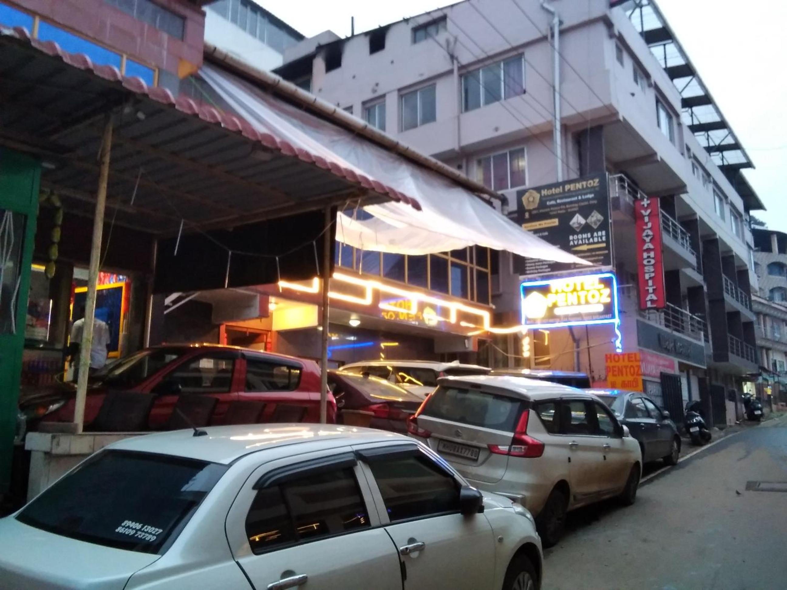 Hotel PENTOZ - Charring Cross, Ooty view 3
