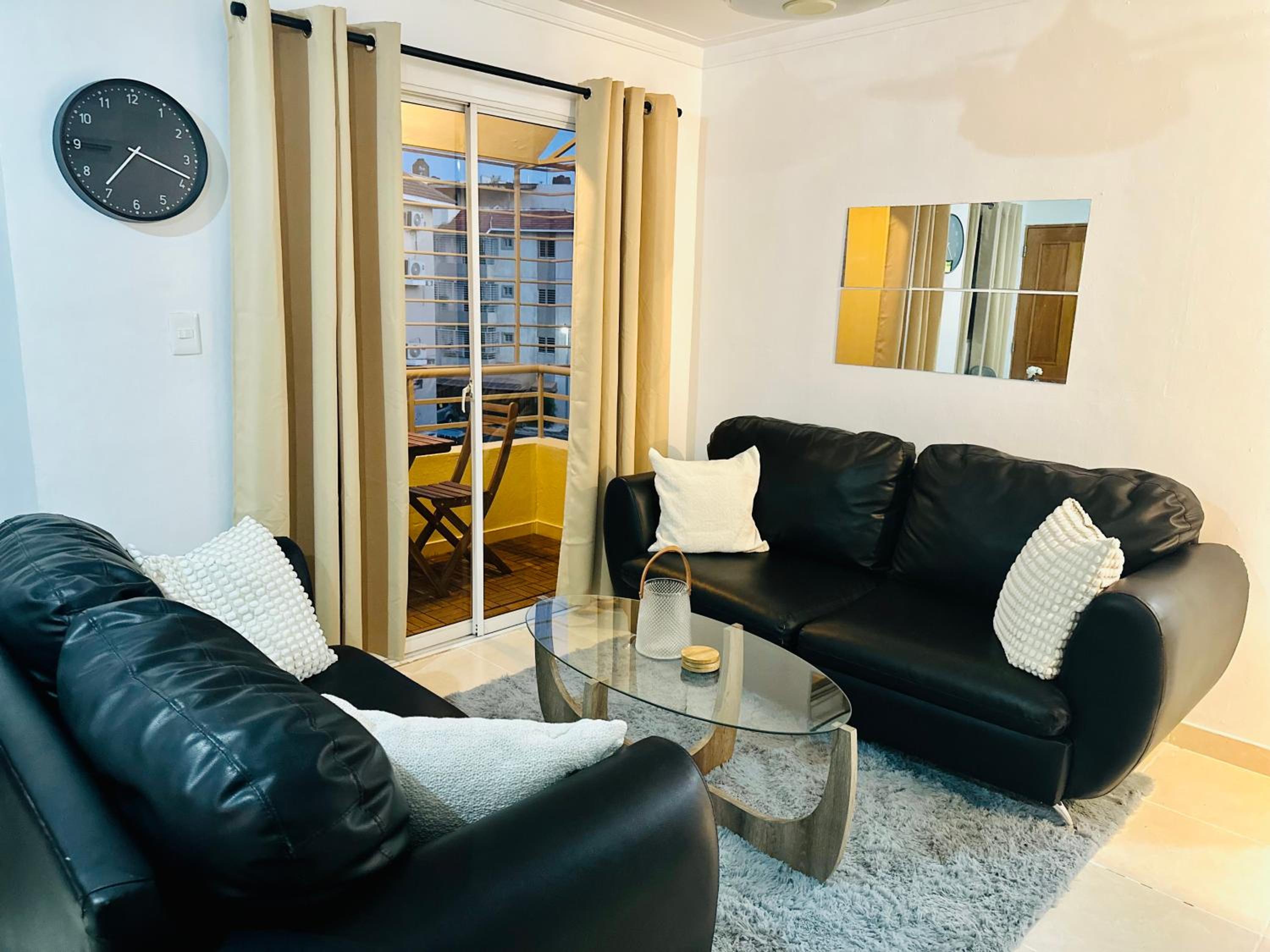 Stylish 2-Bed Condo in Altos de Arroyo Hondo view 2