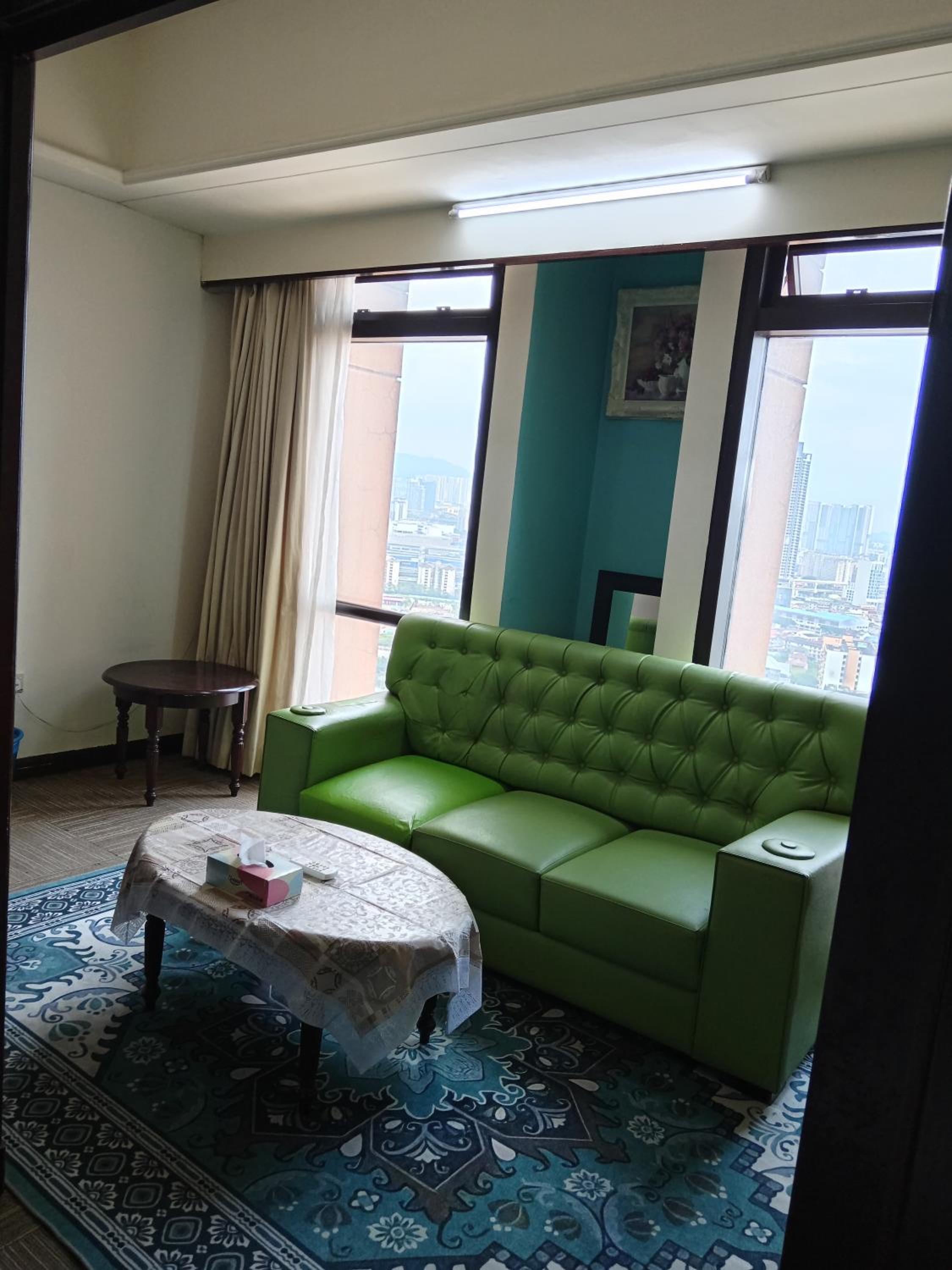 NS Golden Suites at Times Square