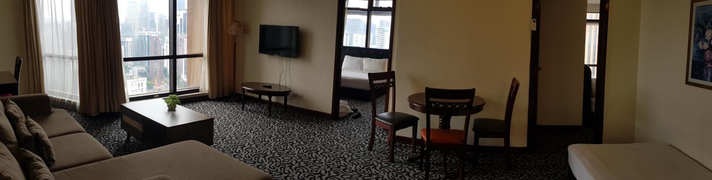 NS Golden Suites at Times Square