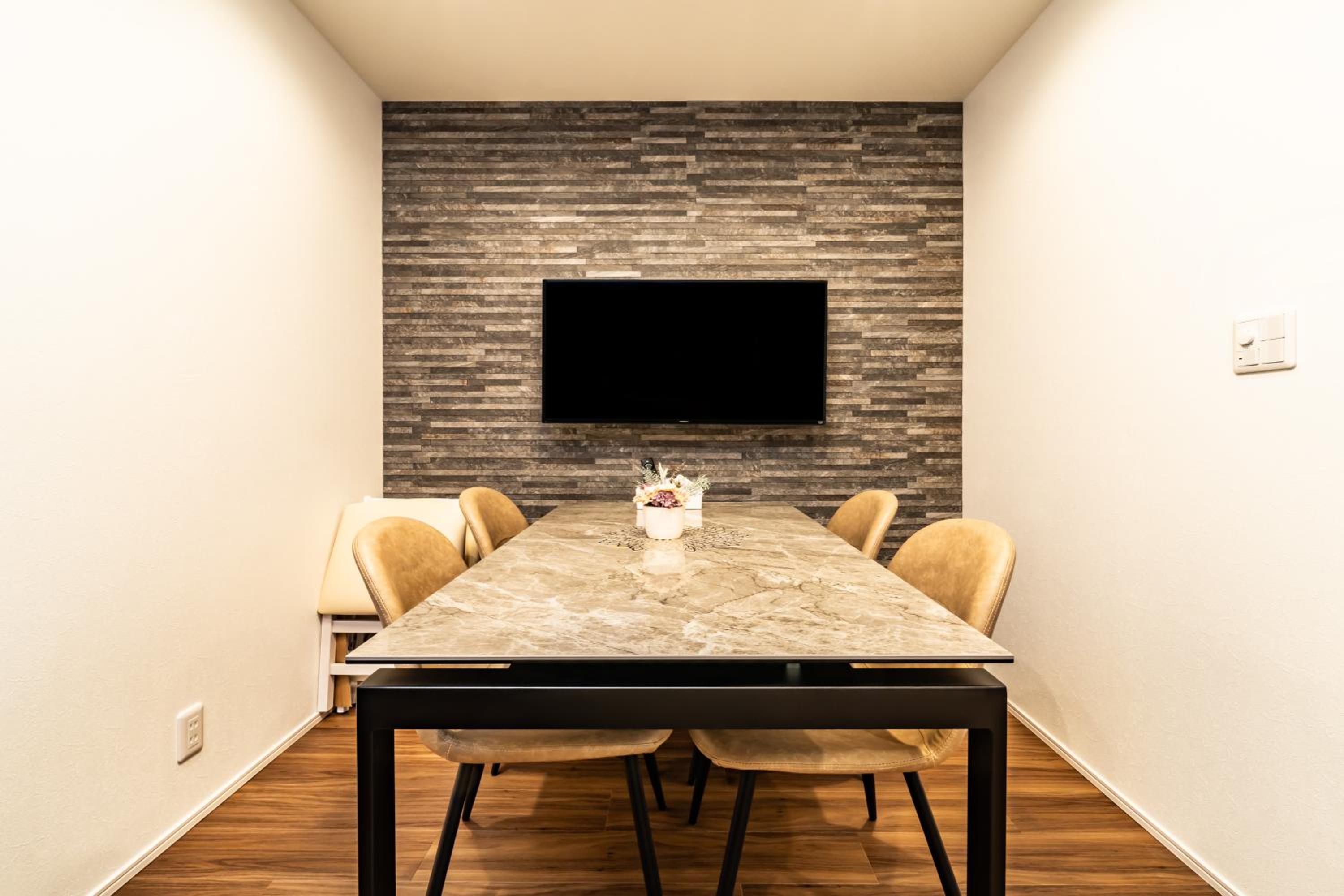 meeting & event spaces