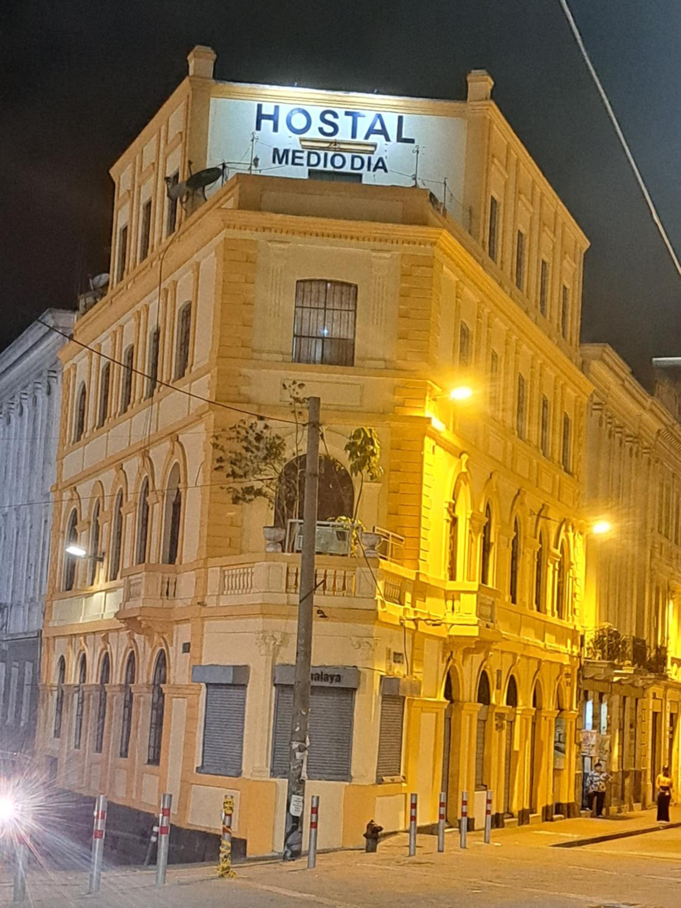 Hostal Mediodia