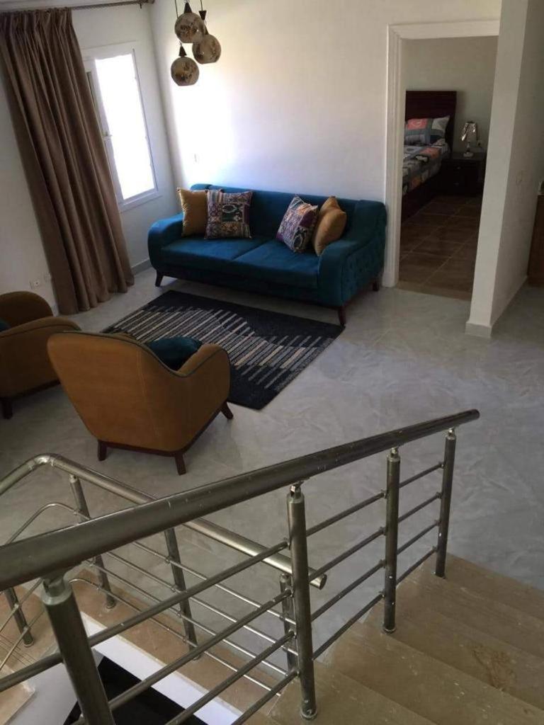 Villa 5 bedrooms, Marseilia Beach4 view 3