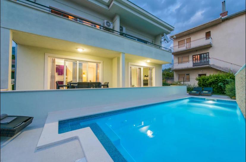 Villa Barbara Apartments with heated pool view 3