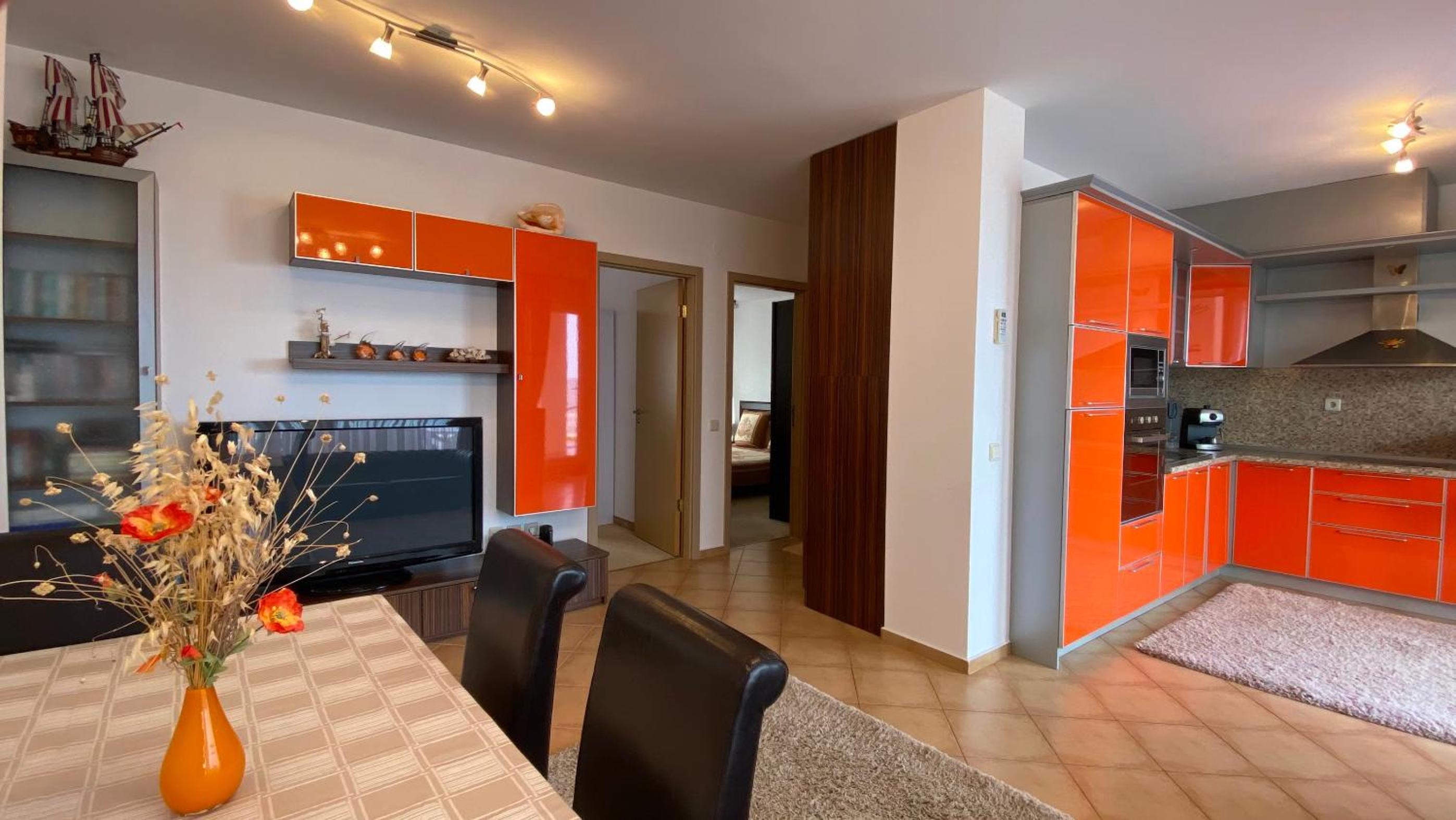 Bellevue Beachfront Paradise