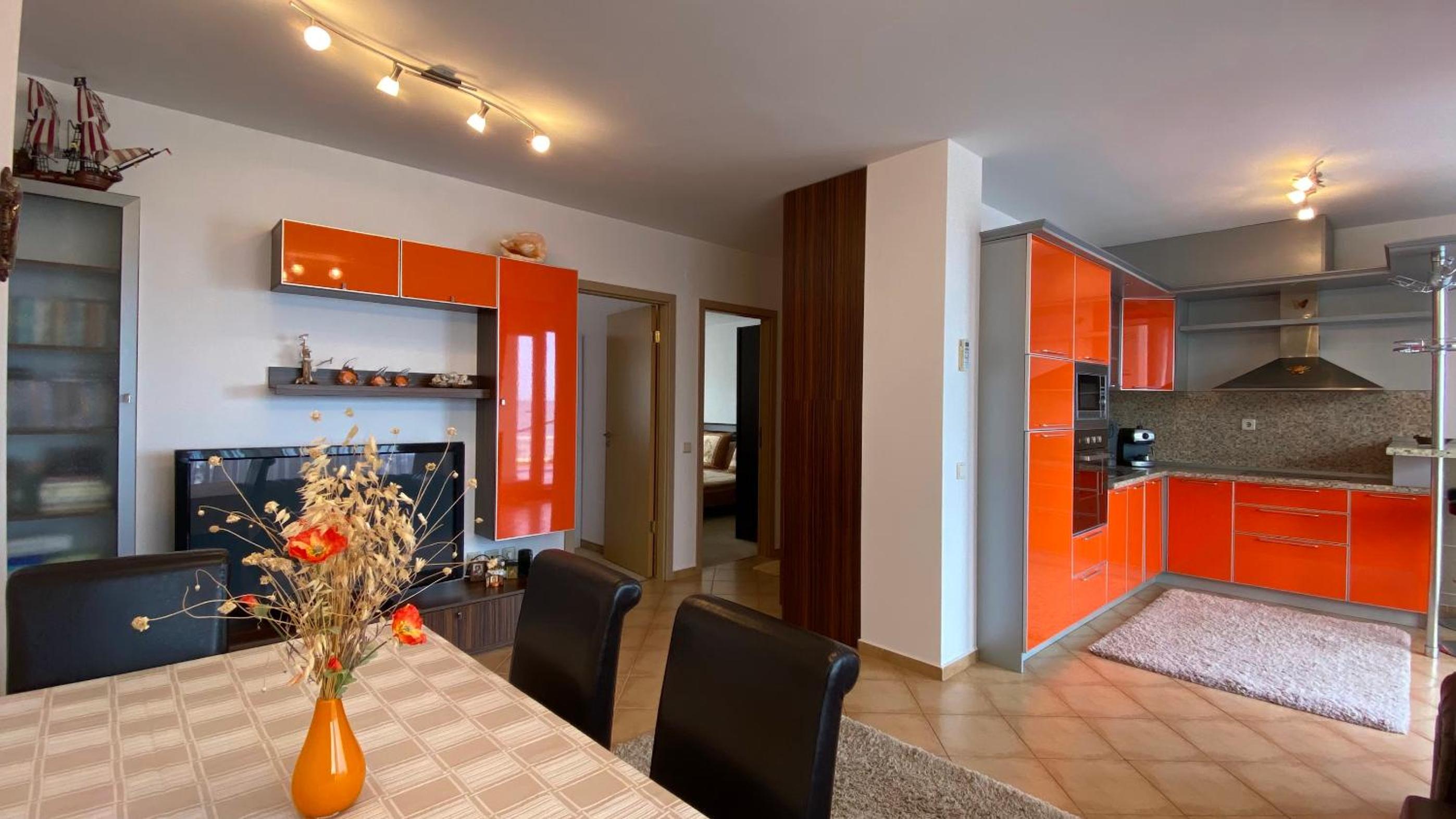 Bellevue Beachfront Paradise