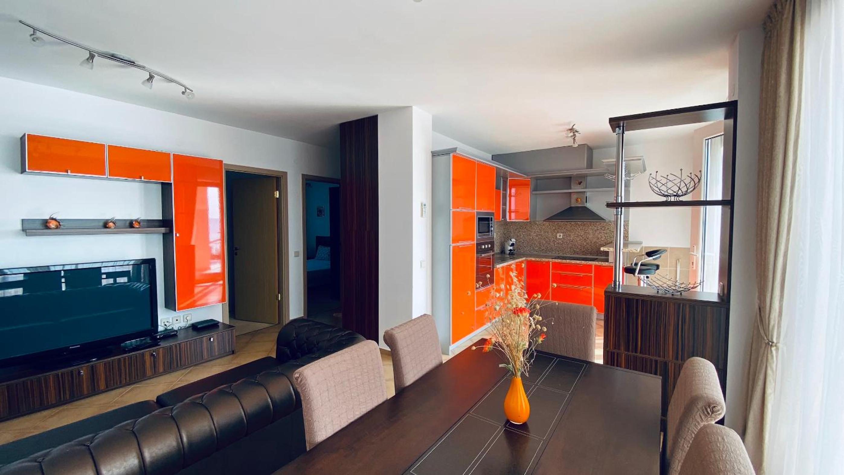 Bellevue Beachfront Paradise