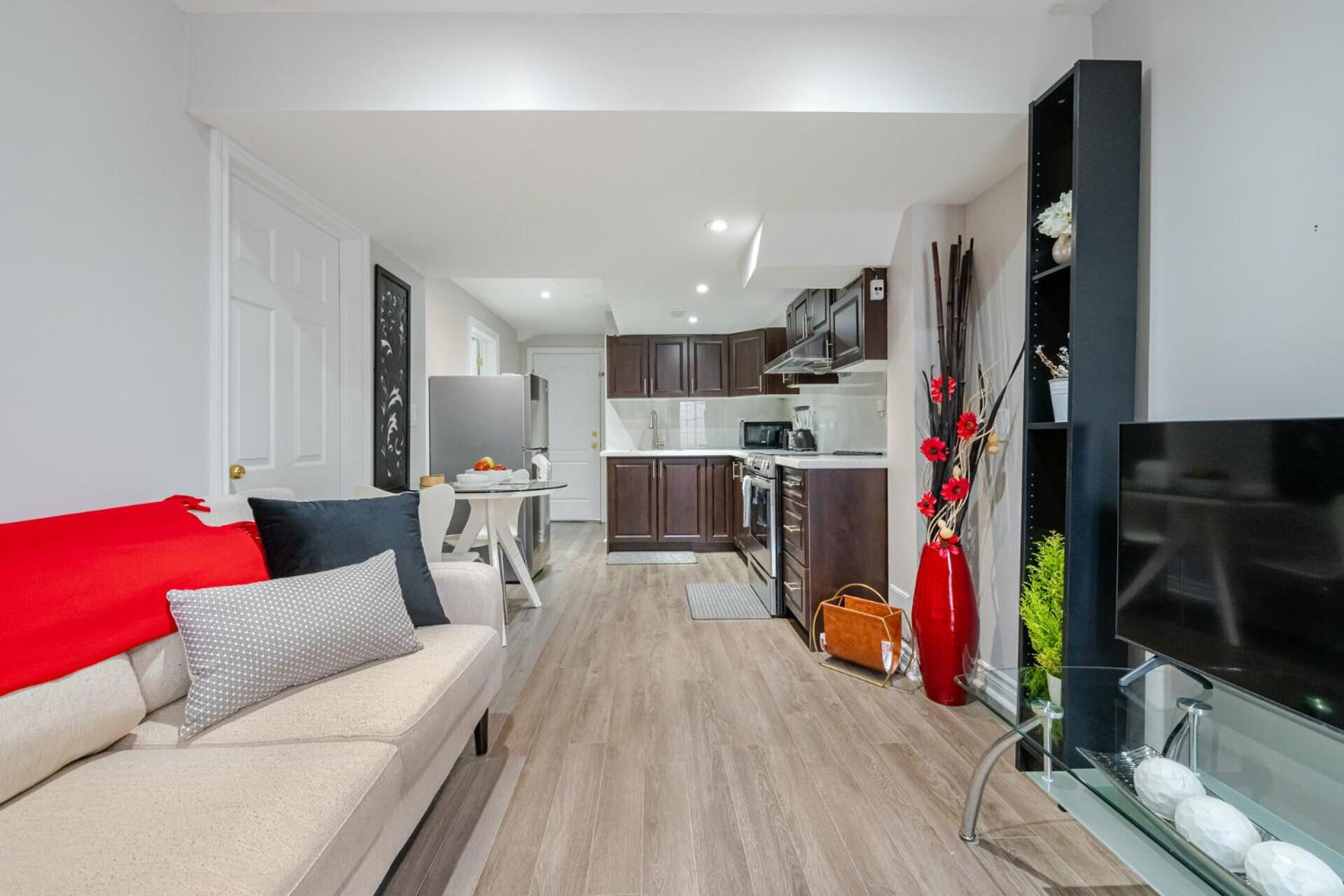 Lovely Cozy Apartment - Image 5