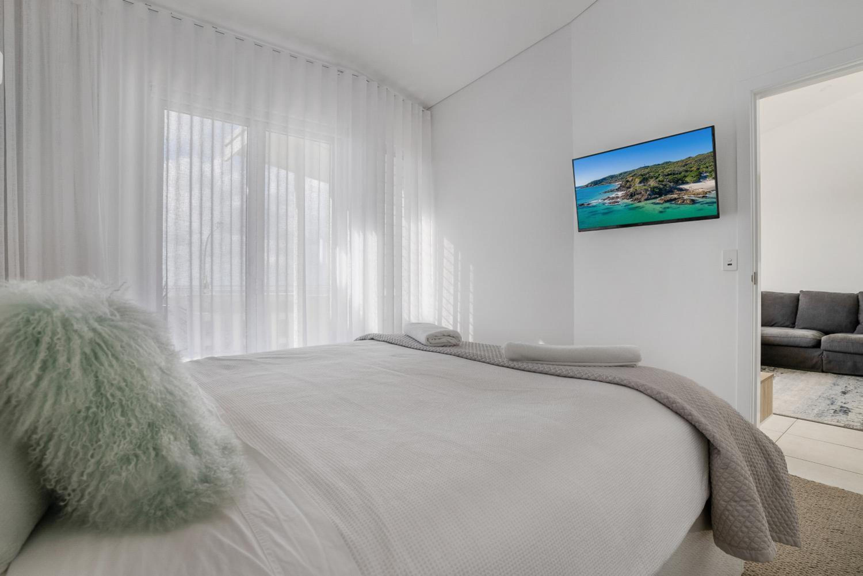 Lennox Head Waves Beachfront Penthouse