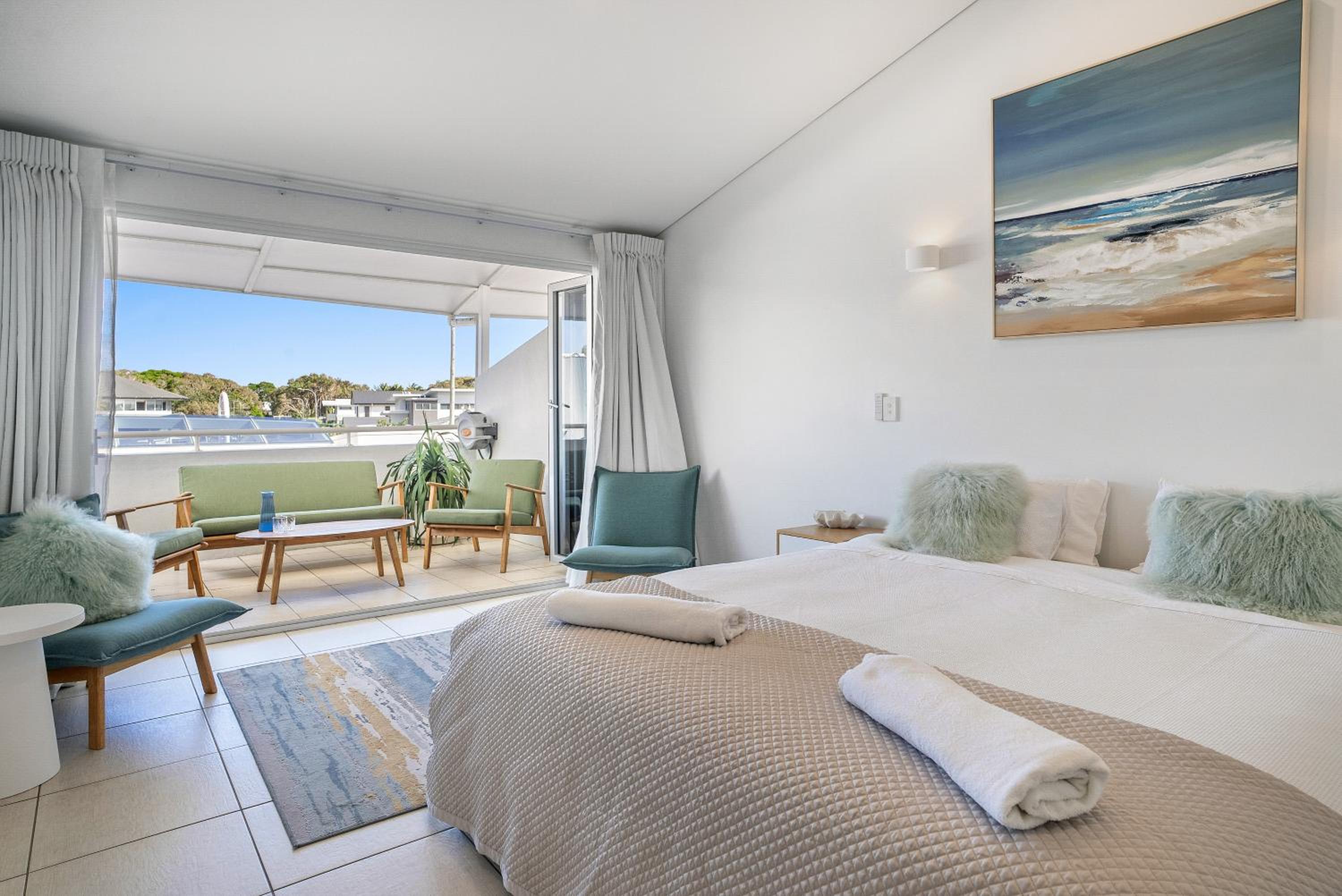 Lennox Head Waves Beachfront Penthouse