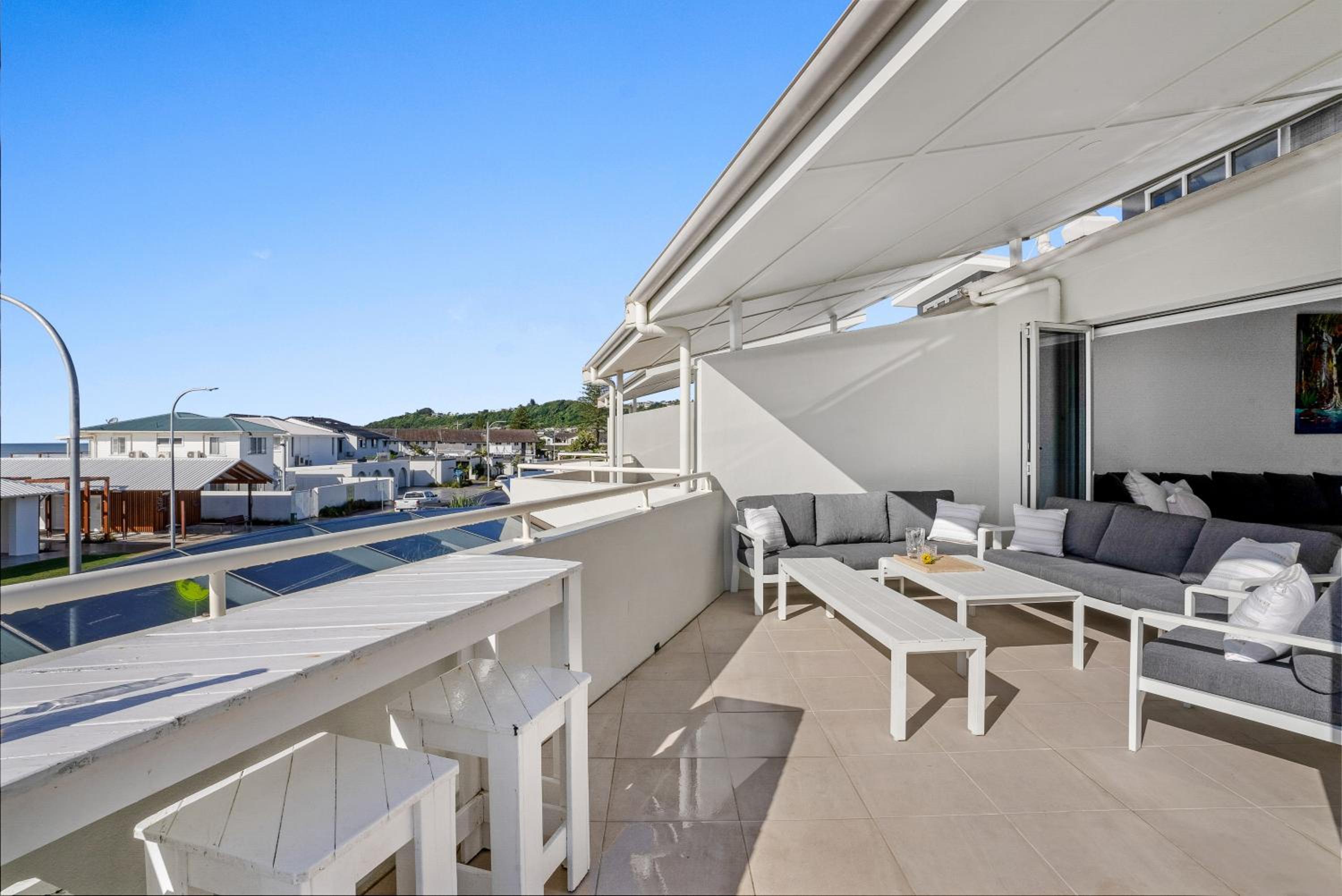 Lennox Head Waves Beachfront Penthouse