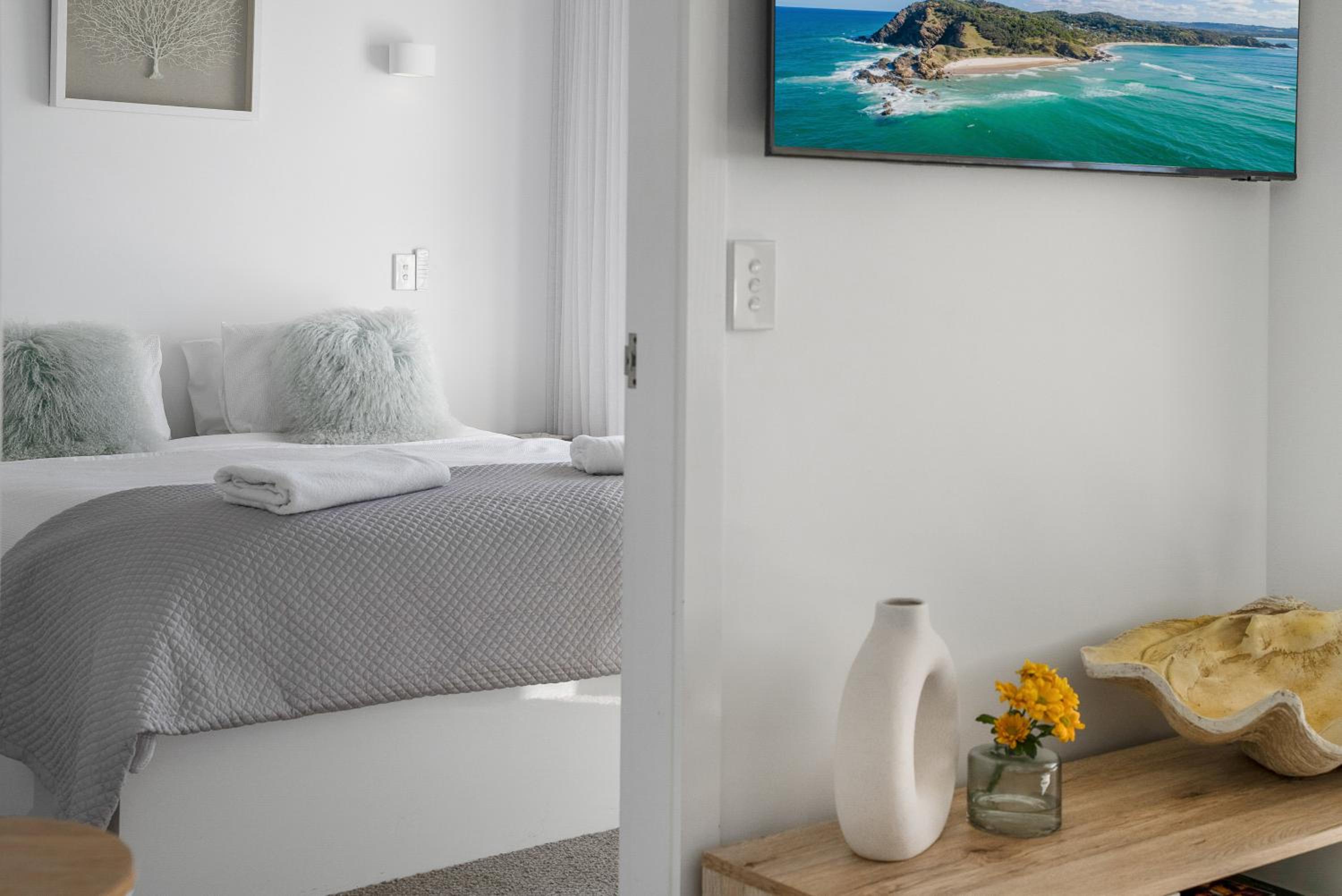 Lennox Head Waves Beachfront Penthouse