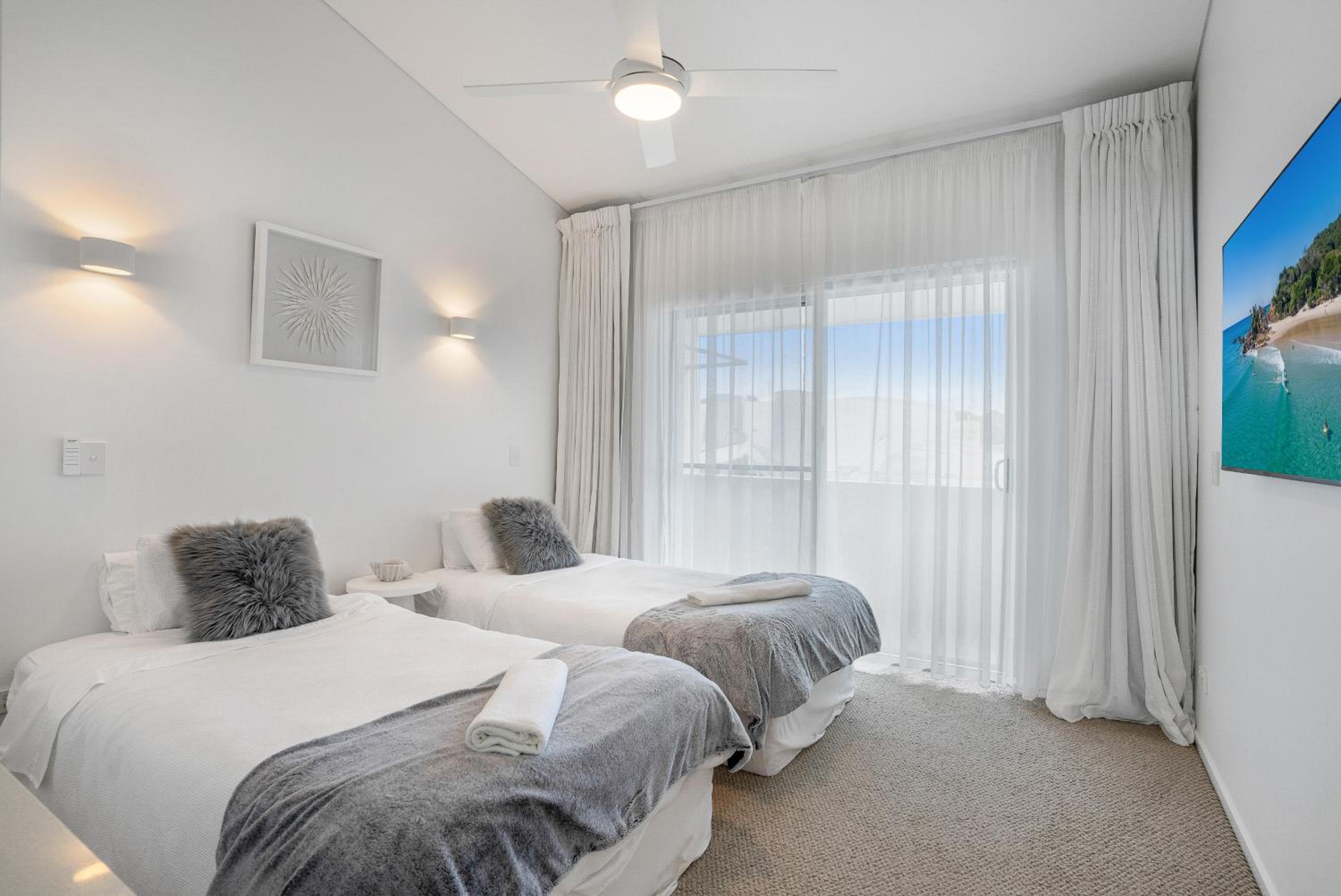 Lennox Head Waves Beachfront Penthouse