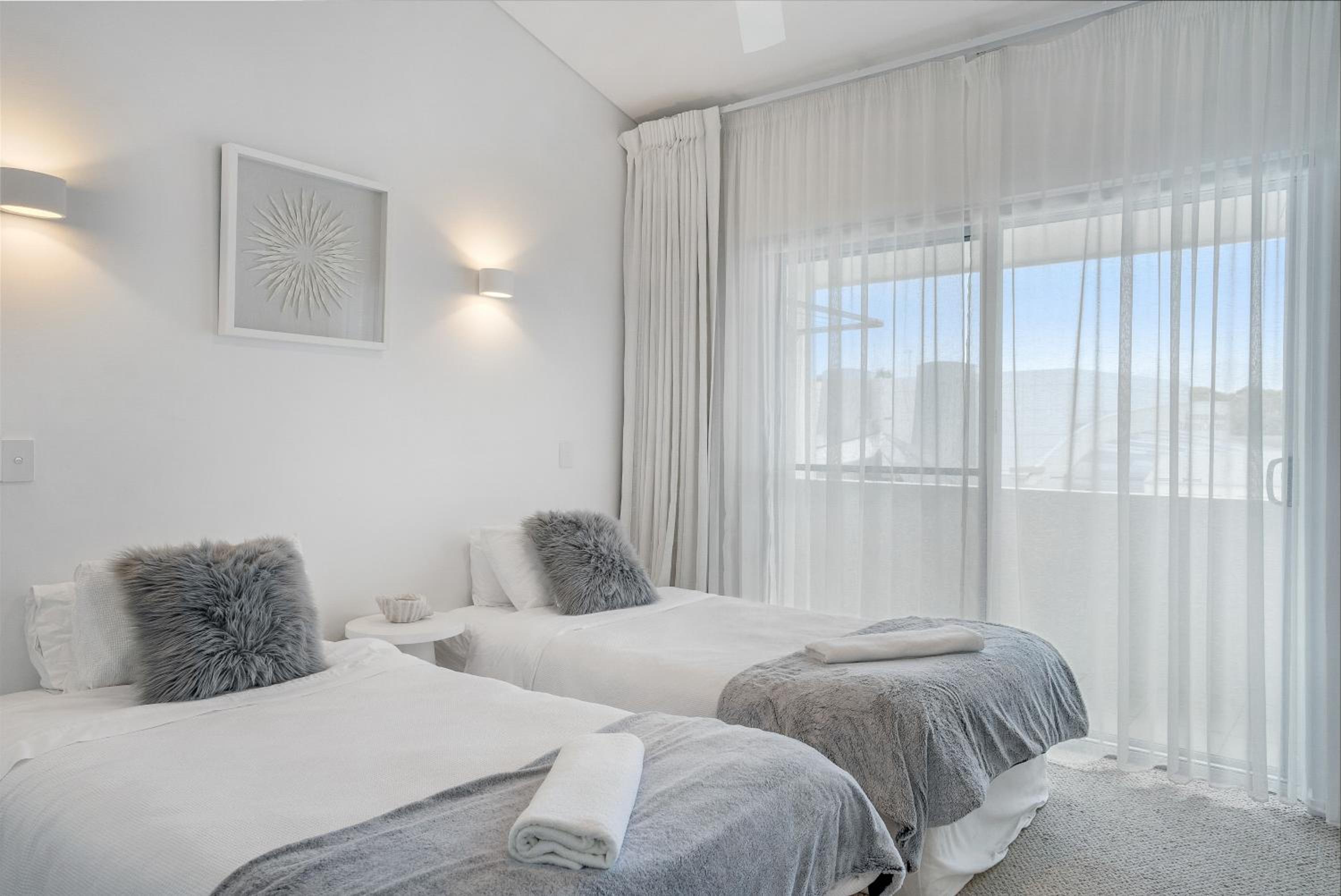 Lennox Head Waves Beachfront Penthouse