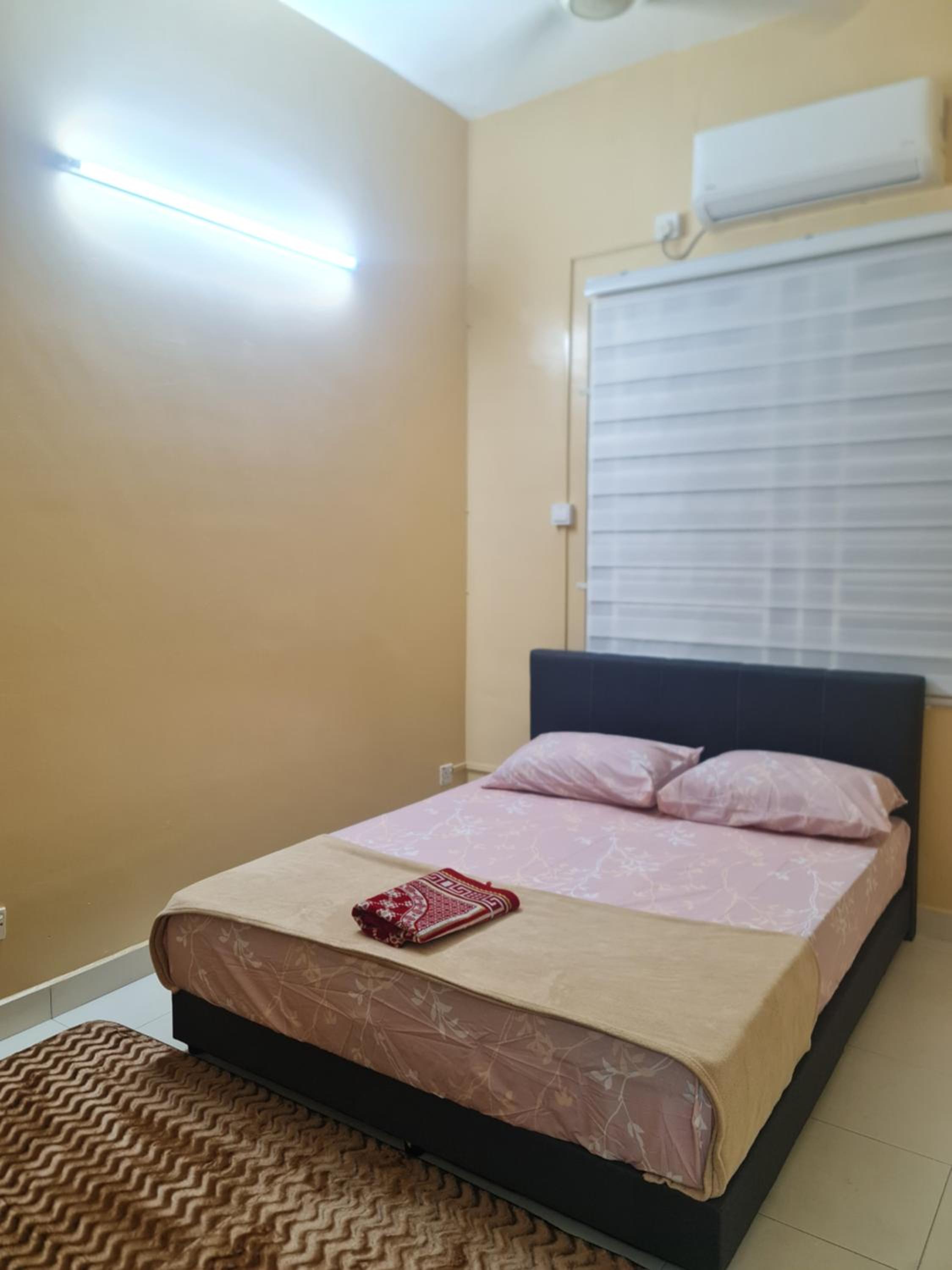 Homestay Qasrina Semi D 4 Bilik photo 5