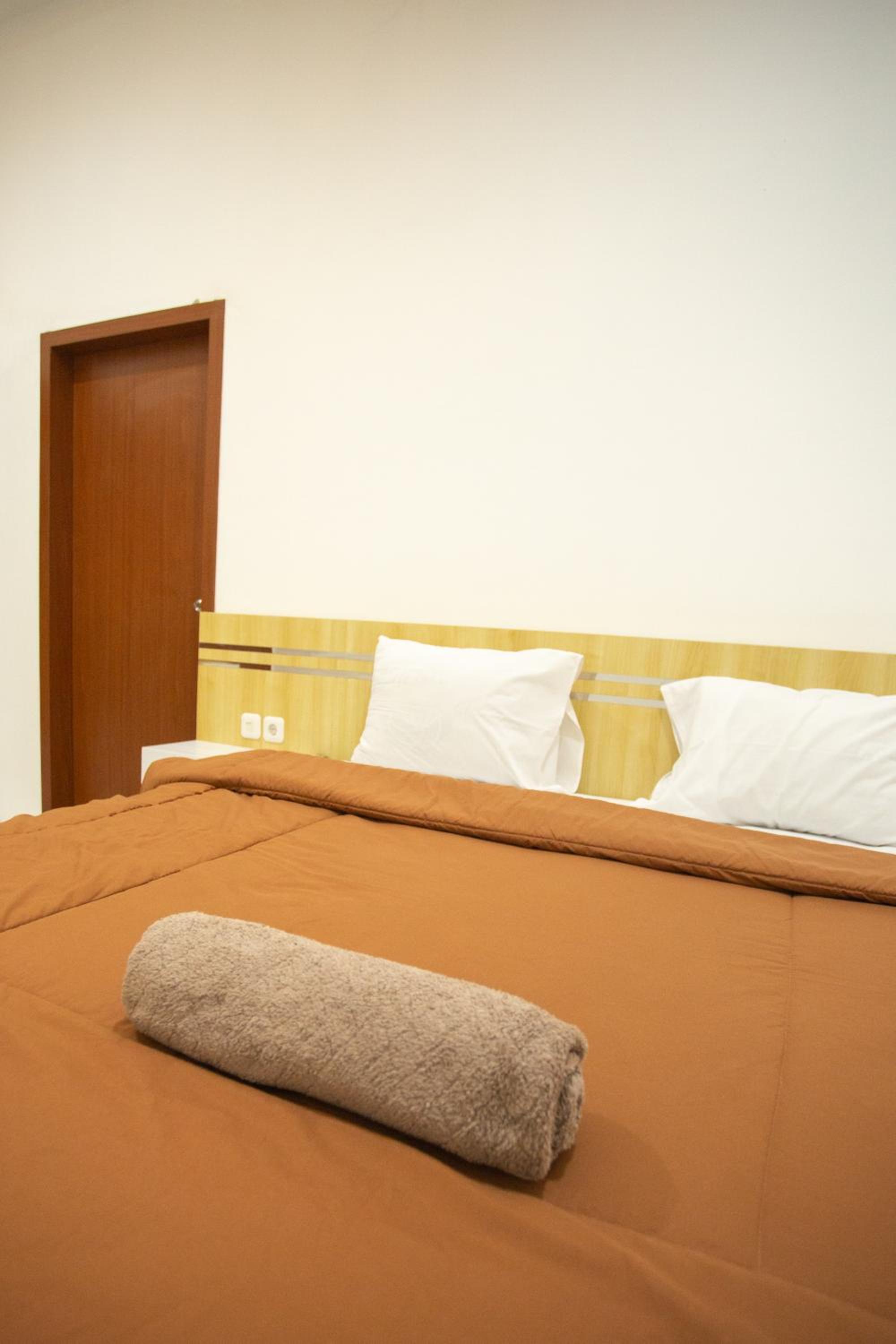 De Luna Guest House