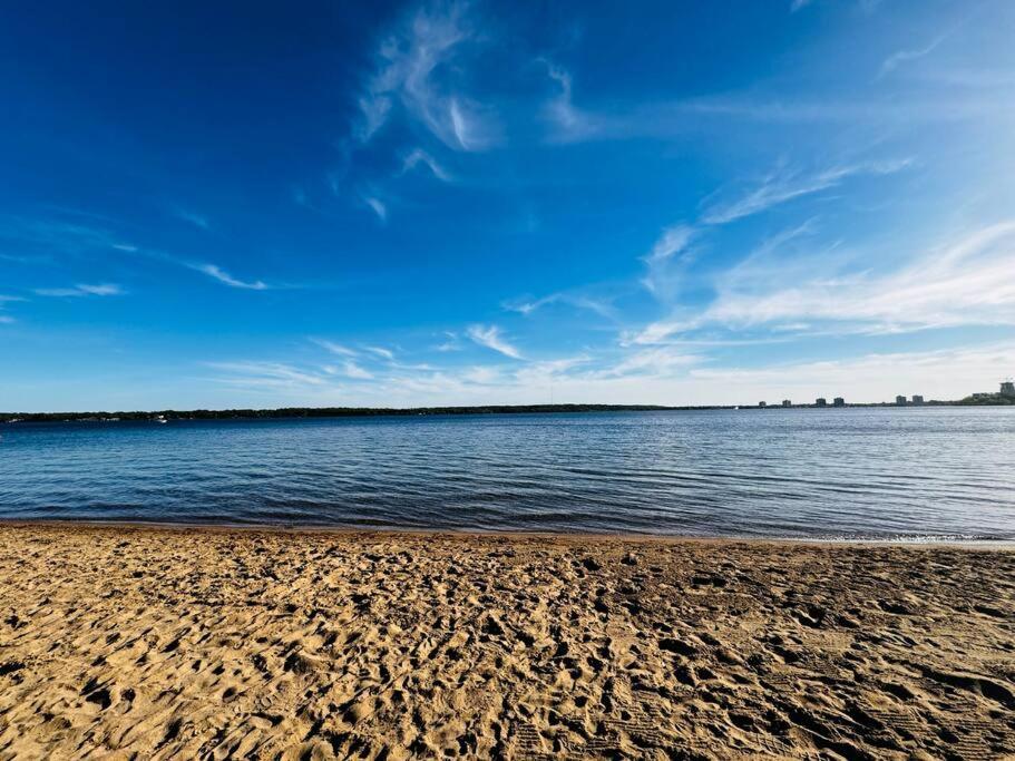 Shanty Bay Waterfront Gateway