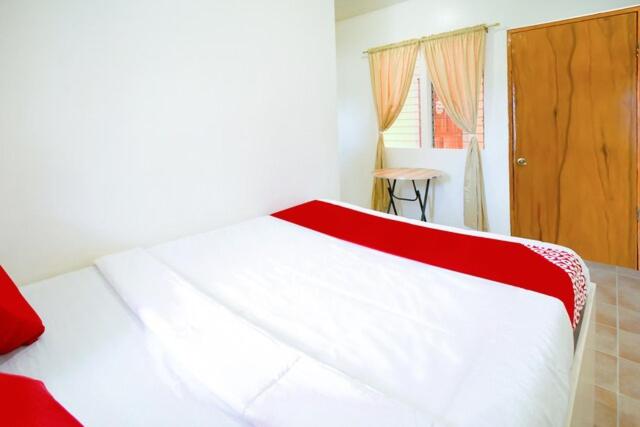 Jessa's 5 Guests house
