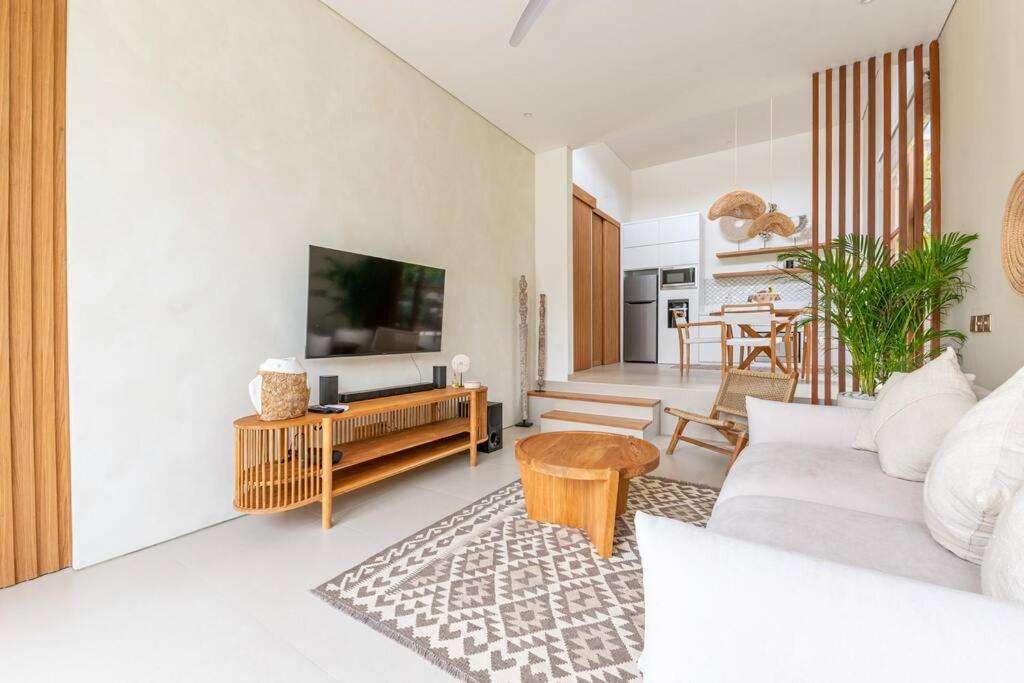 Villa Nilu Seaside by Pura Homes