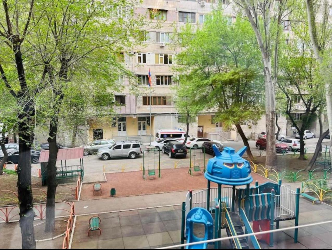 Apart House in centr Koghbaci strit