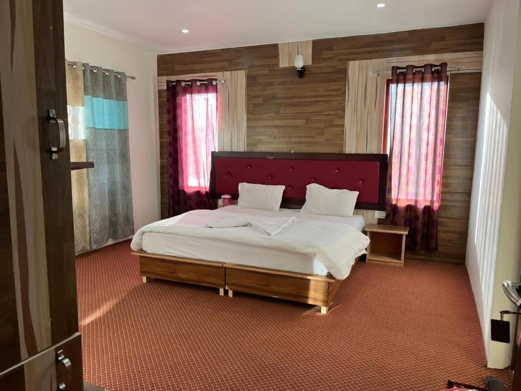 Basera Inn