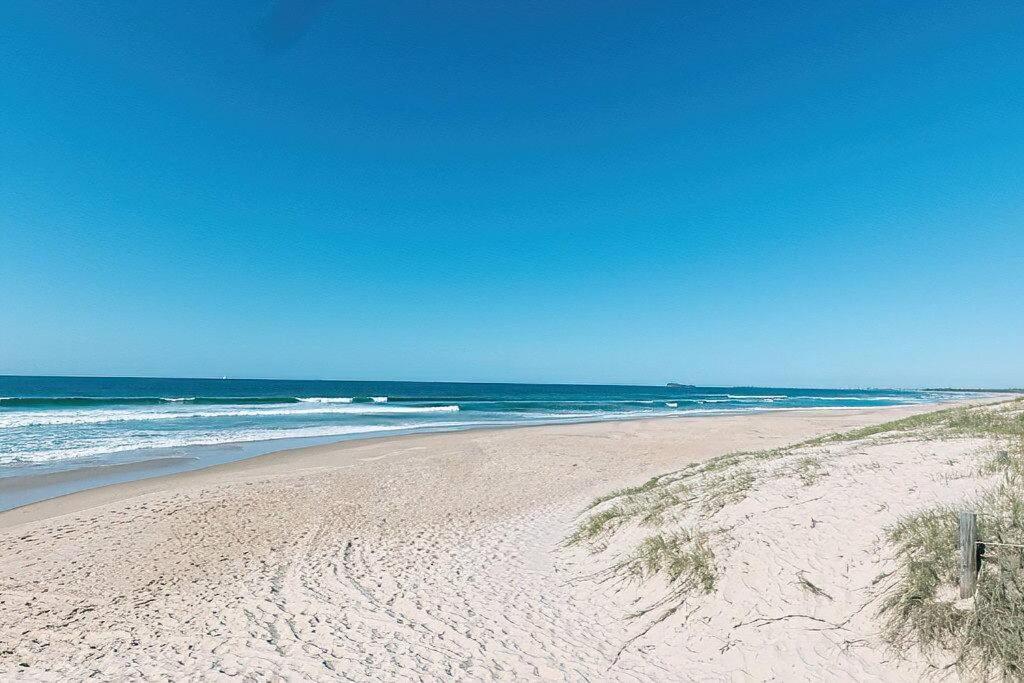 Pawfect Beachside Getaway - Pet & Family Friendly