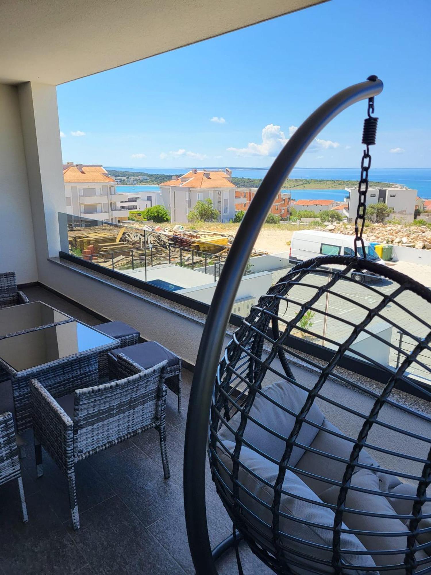 Wohnung mit wunderschönen Meer- und Bergen- Aussicht