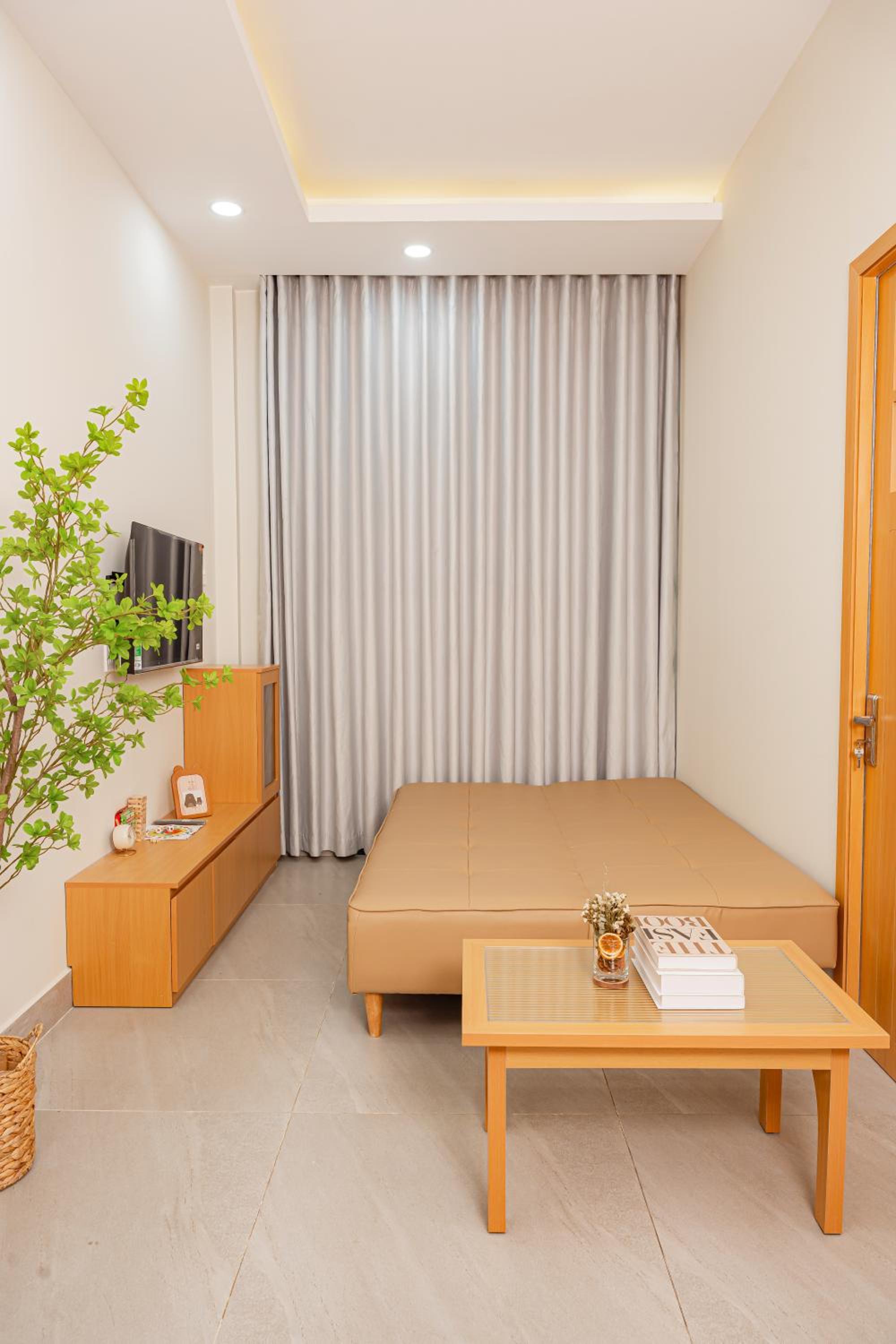 Calme Saigon Home