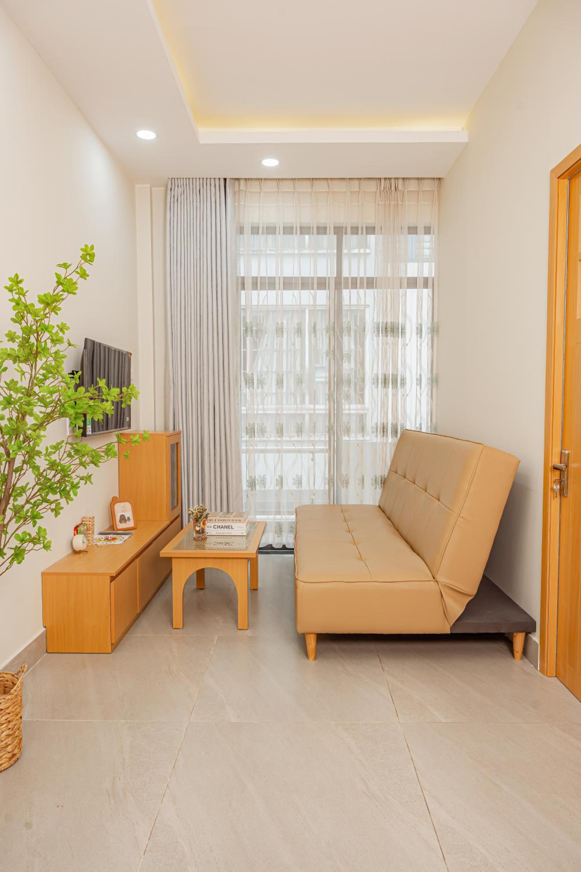 Calme Saigon Home