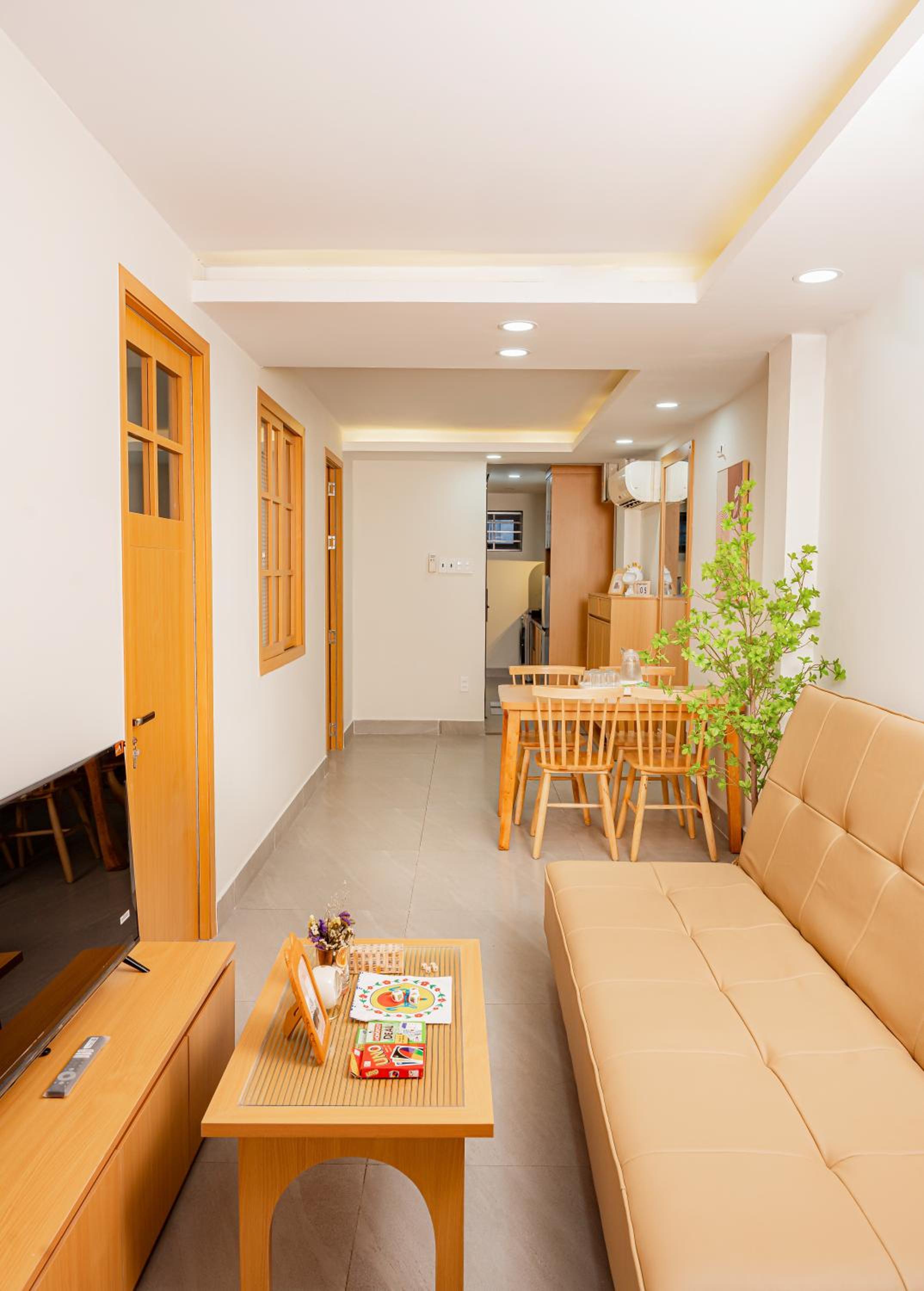 Calme Saigon Home