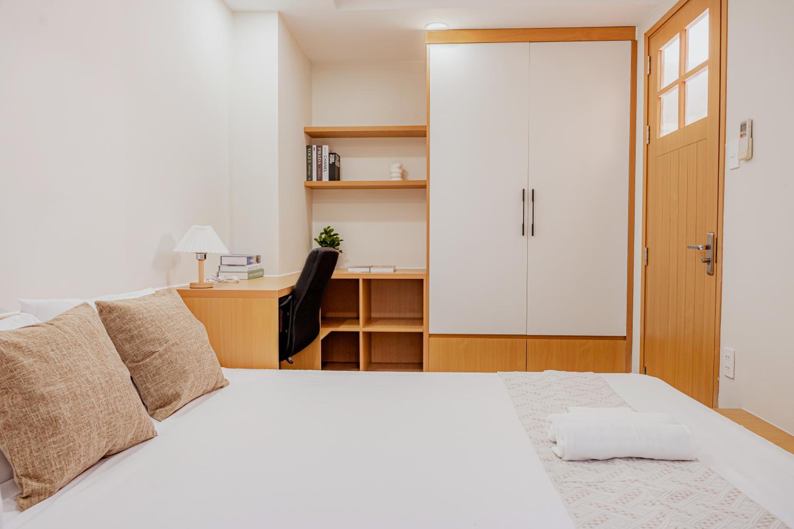Calme Saigon Home