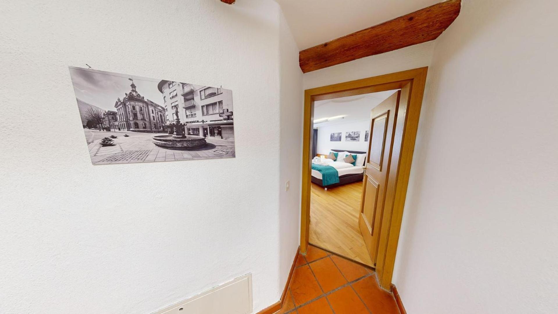 Zentrale 5,5 Zimmer Wohnung für bis zu 8 Personen