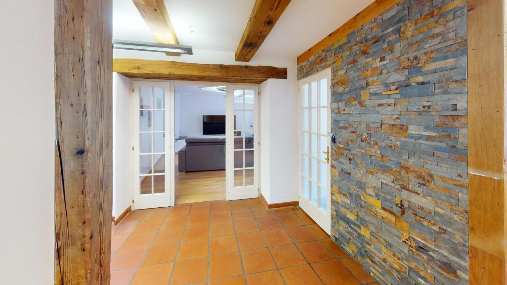 Zentrale 5,5 Zimmer Wohnung für bis zu 8 Personen