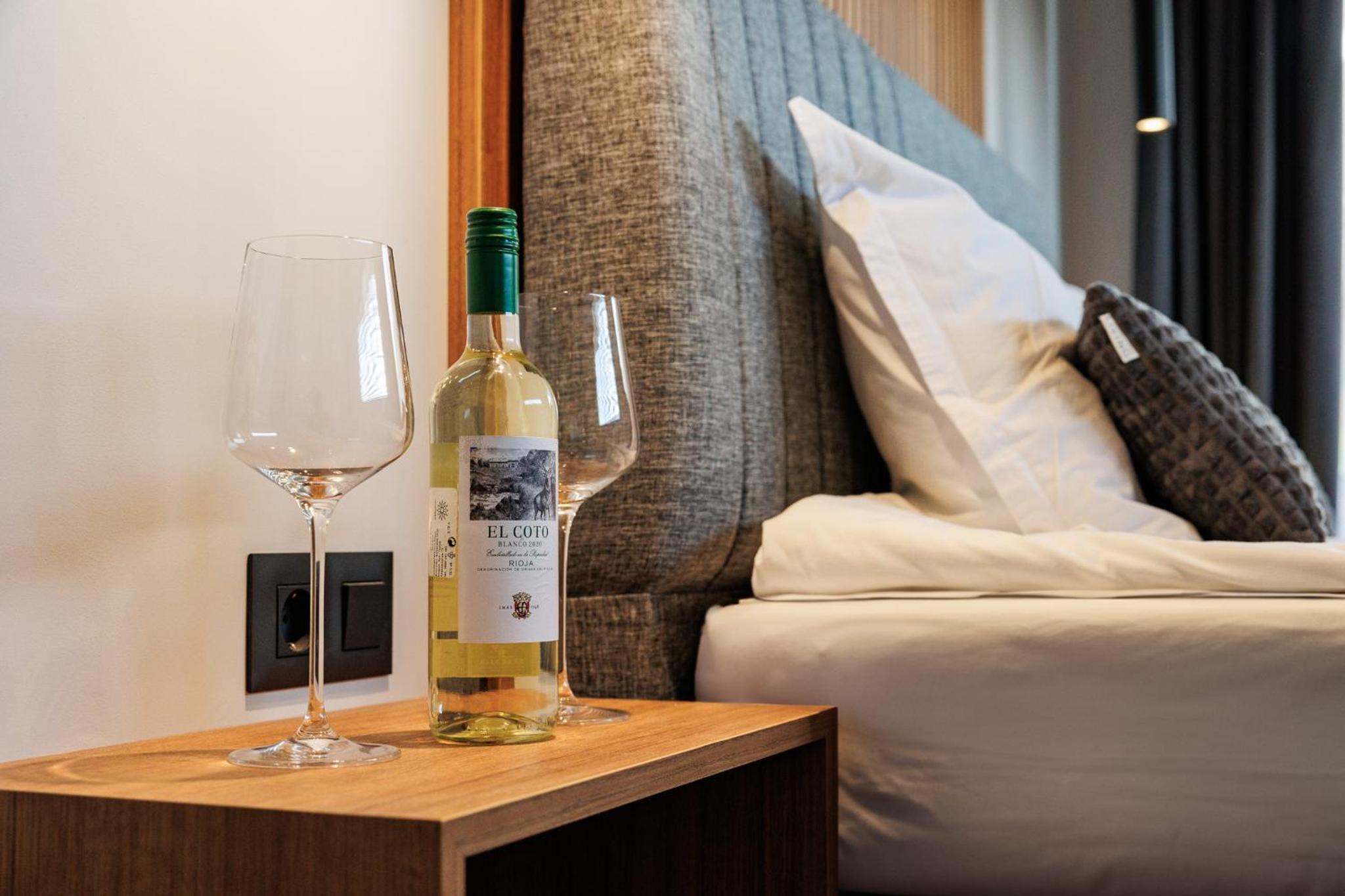 Local Stay Villas