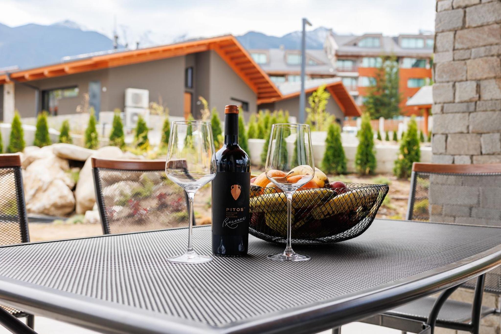 Local Stay Villas