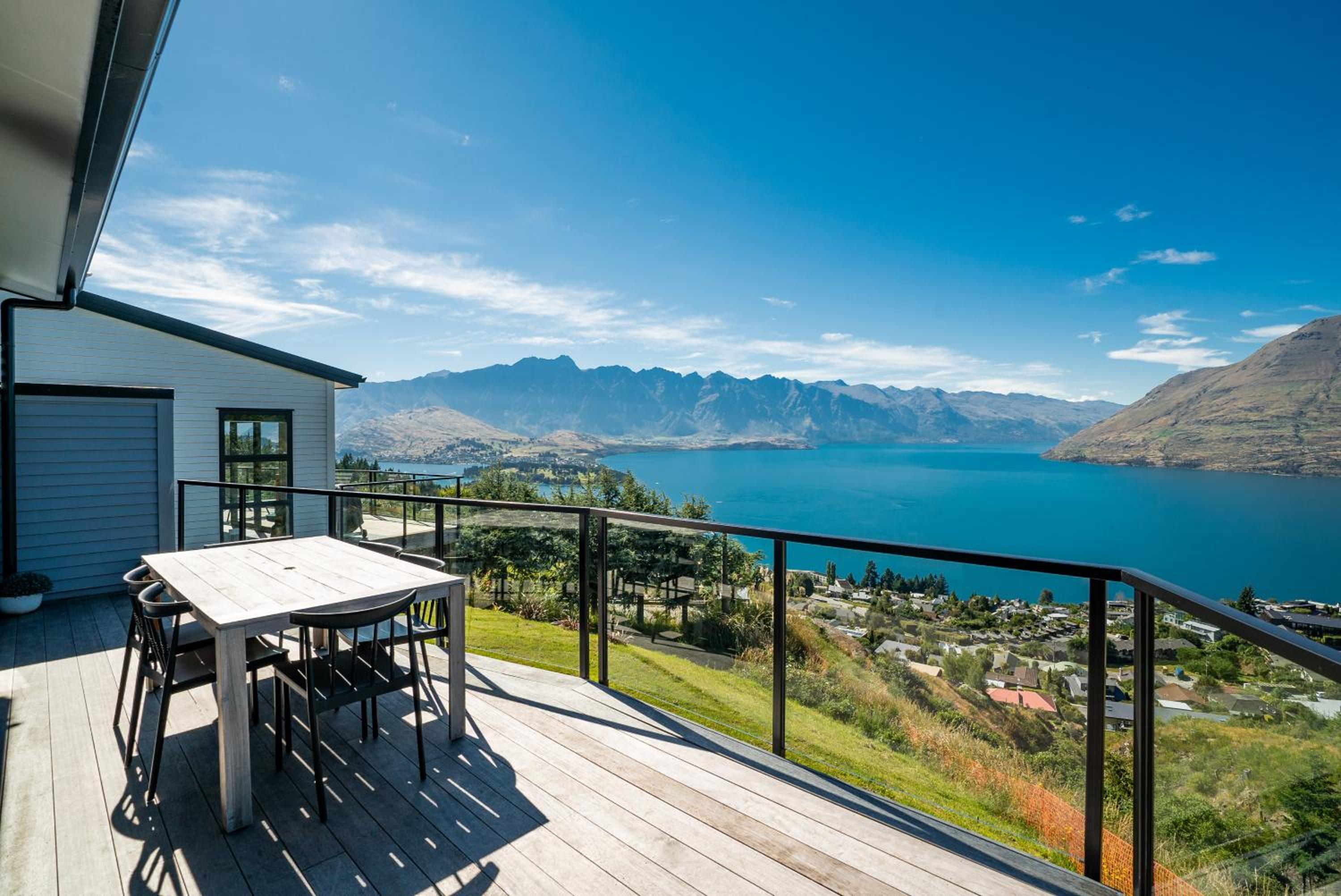 Modern Luxe House with Magnificent View view 2