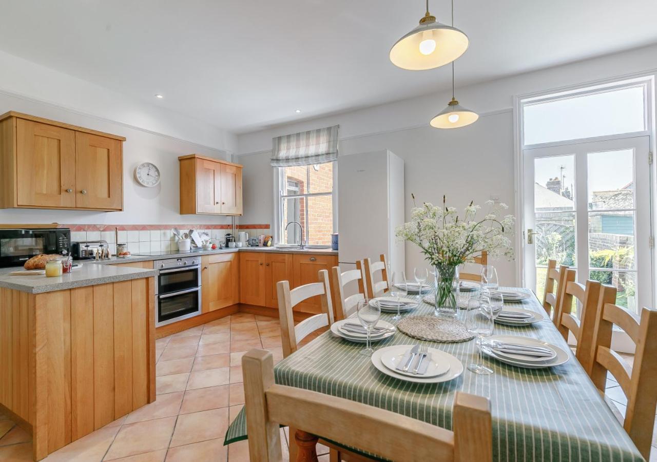 4 Bed in Padstow oc-p00297