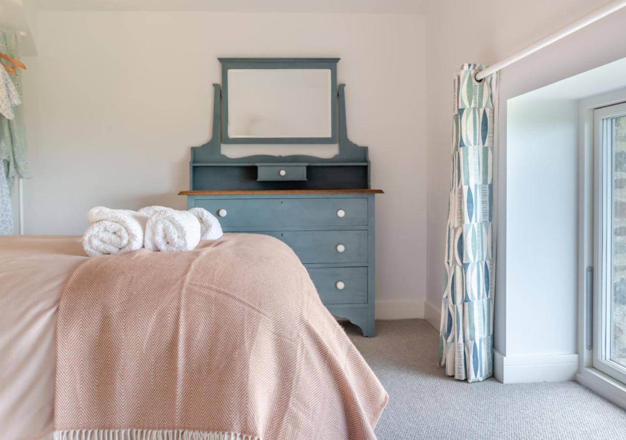3 Bed in Abbotsham oc-g28820